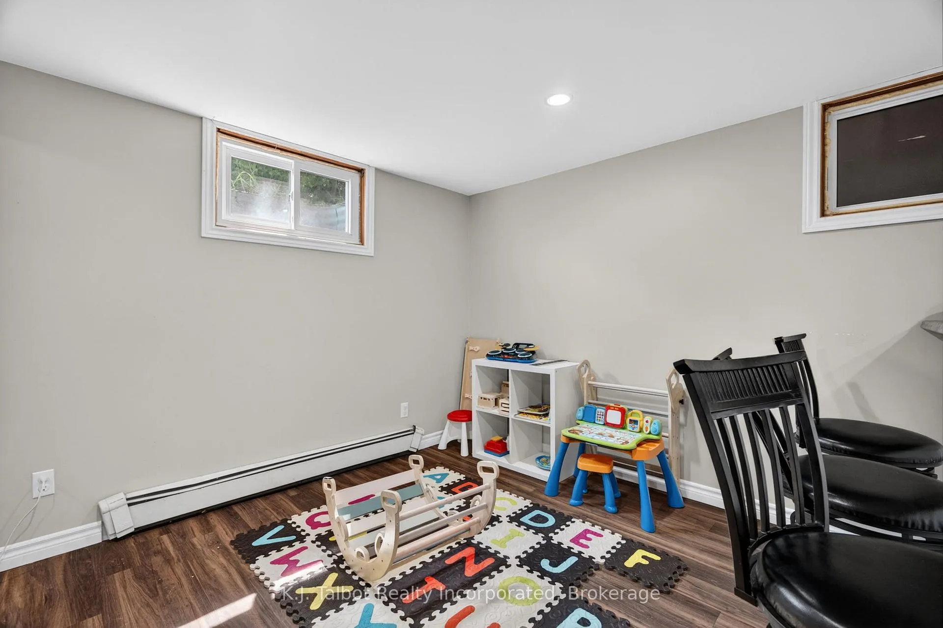 Photo 34 of 441 Coombs Street, North Huron, Blyth — HOMEH