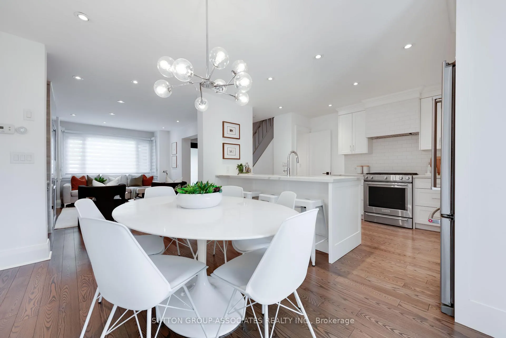 Photo 16 of 8 Dundurn Crescent, Toronto, Humewood-Cedarvale — HOMEH
