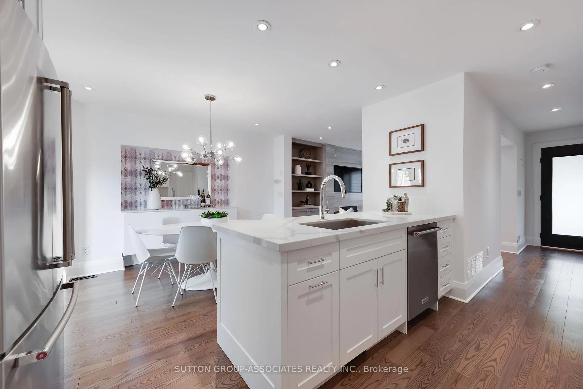 Photo 18 of 8 Dundurn Crescent, Toronto, Humewood-Cedarvale — HOMEH