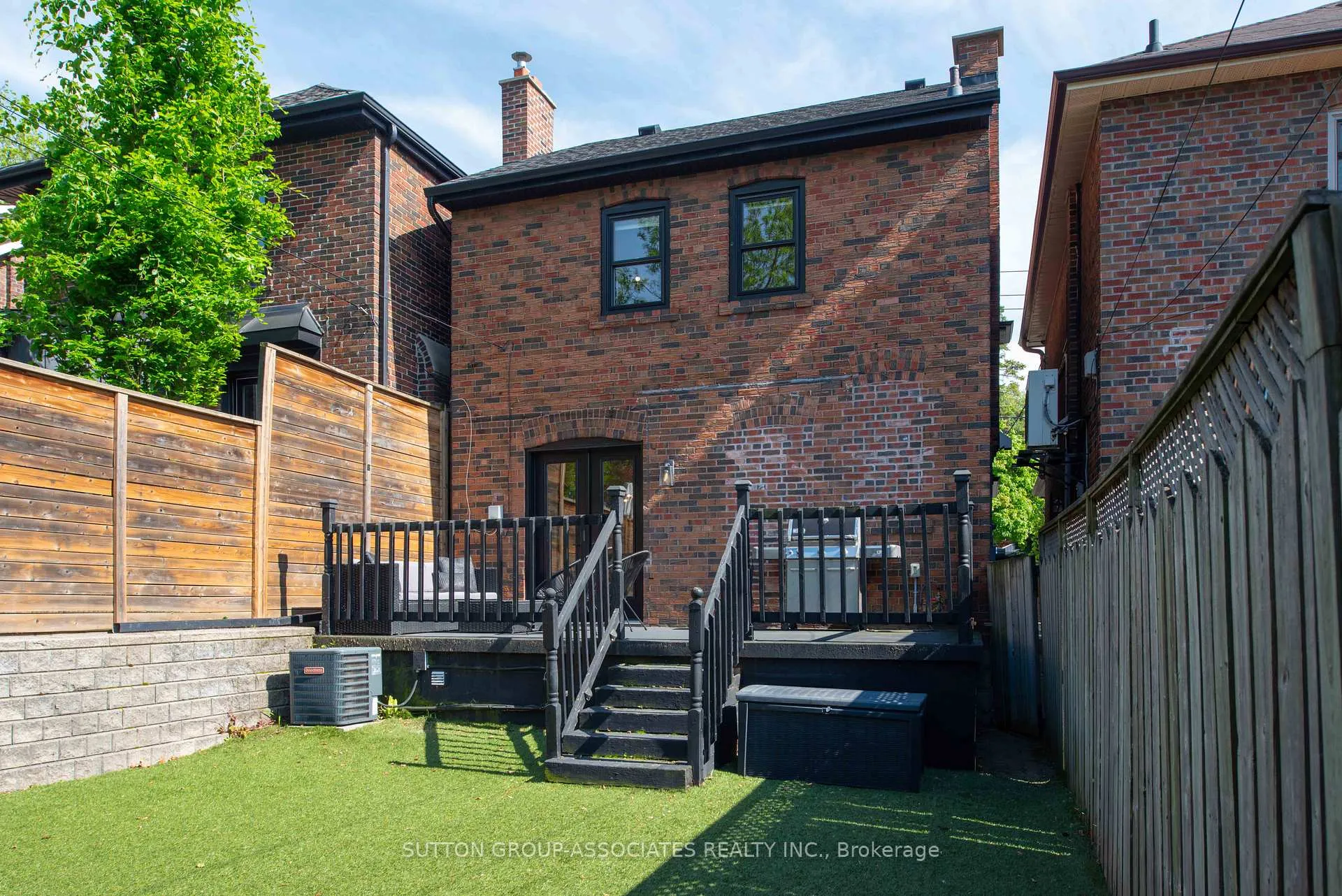 Photo 43 of 8 Dundurn Crescent, Toronto, Humewood-Cedarvale — HOMEH