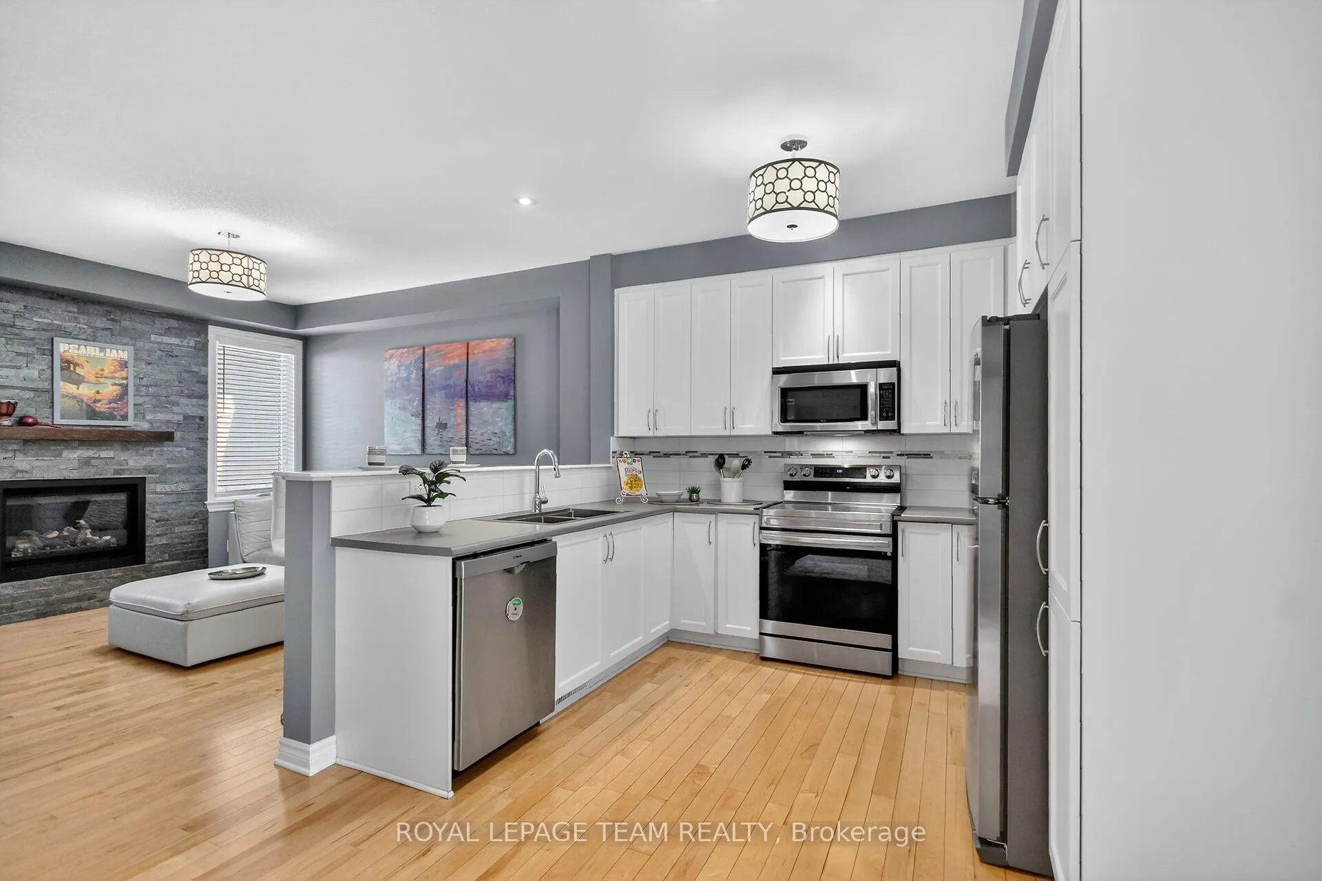 Photo 11 of 1591 Carronbridge Circle, Ottawa, Kanata - Emerald Meadows/Trailwest — HOMEH
