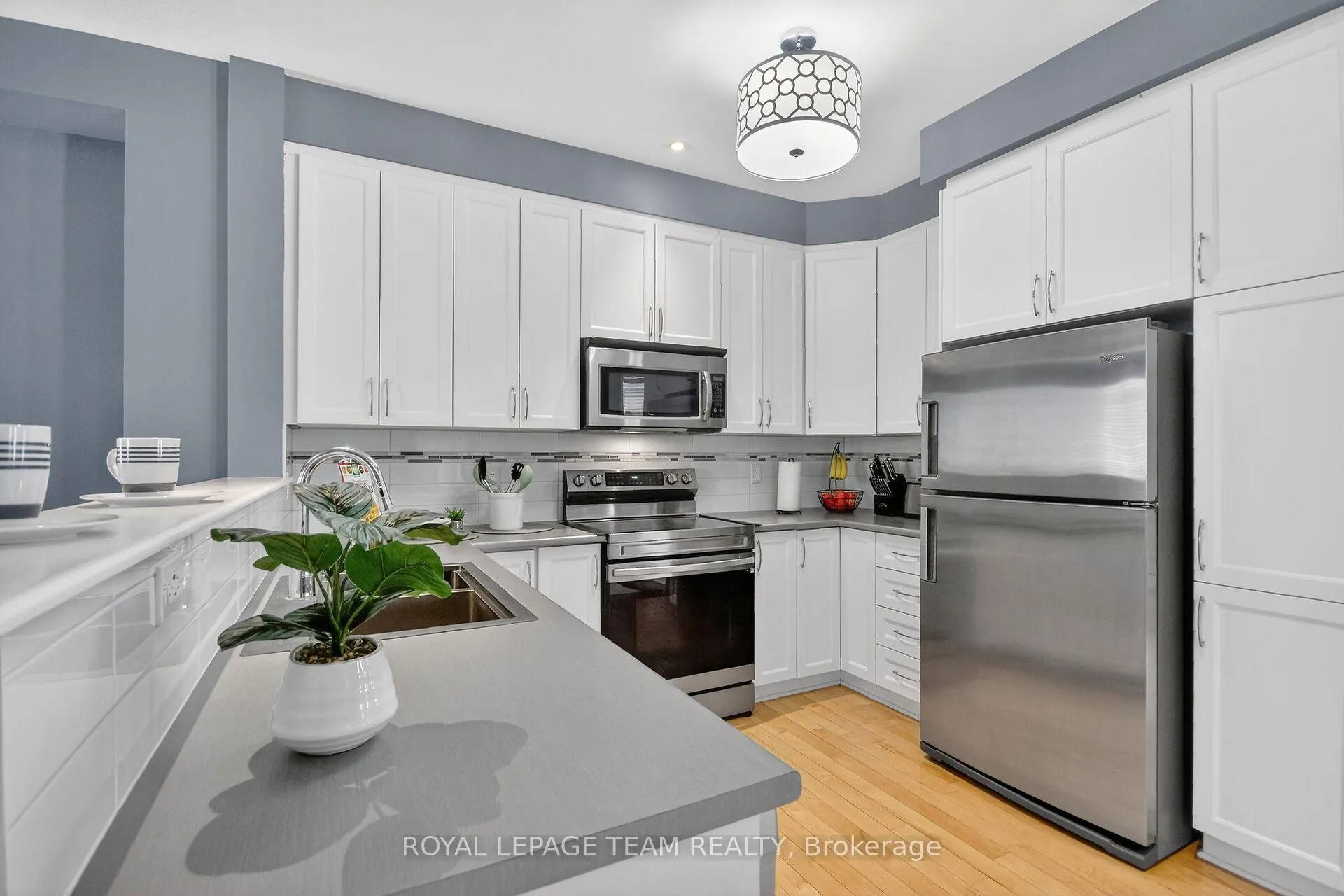 Photo 13 of 1591 Carronbridge Circle, Ottawa, Kanata - Emerald Meadows/Trailwest — HOMEH