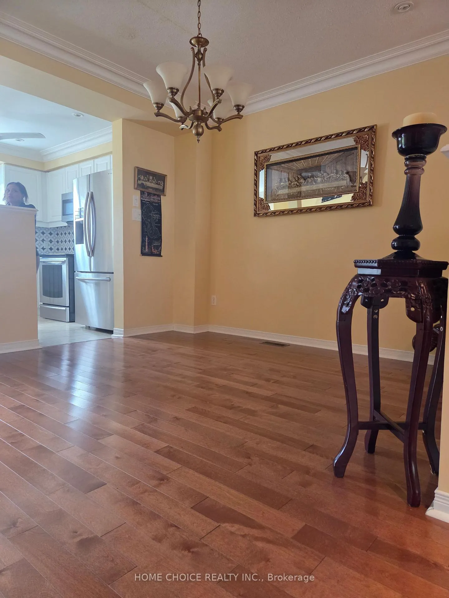 Photo 4 of Unit 52, 460 Woodmount Drive, Oshawa, Samac — HOMEH