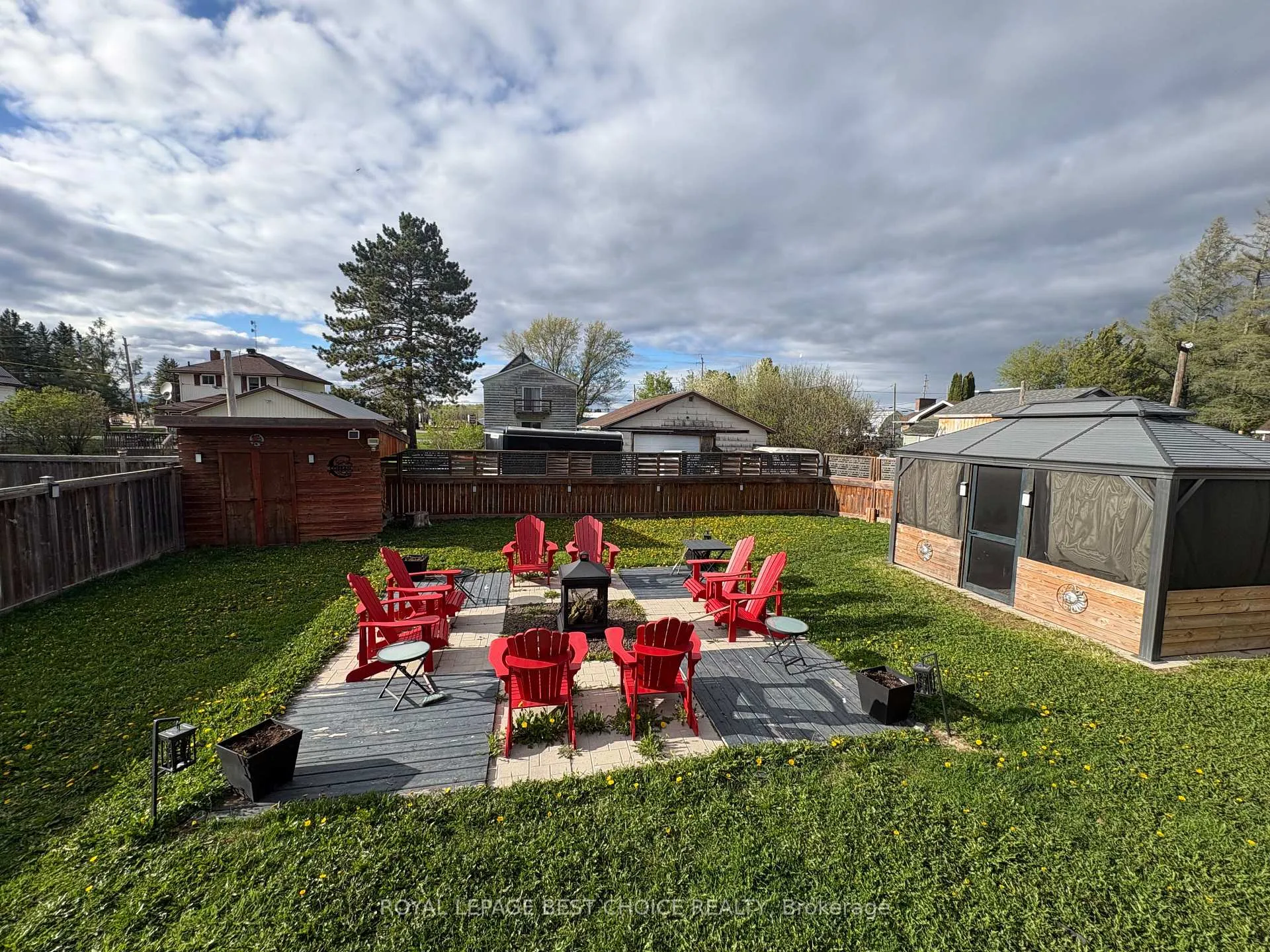Photo 10 of 27 6th Avenue, Englehart — HOMEH