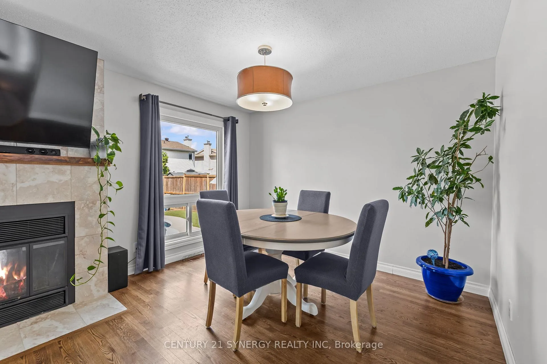 Photo 9 of 497 Rougemount Crescent, Ottawa, Fallingbrook/Gardenway South — HOMEH