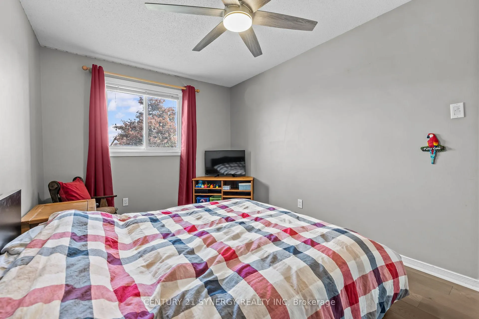 Photo 19 of 497 Rougemount Crescent, Ottawa, Fallingbrook/Gardenway South — HOMEH