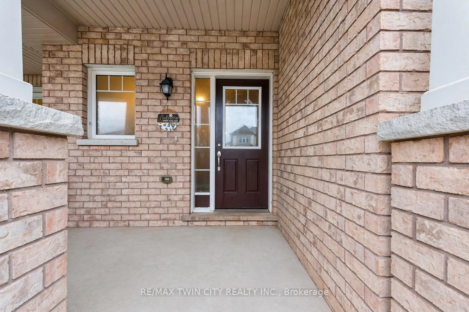 Photo 3 of 21 Postmaster Drive, Kitchener — HOMEH