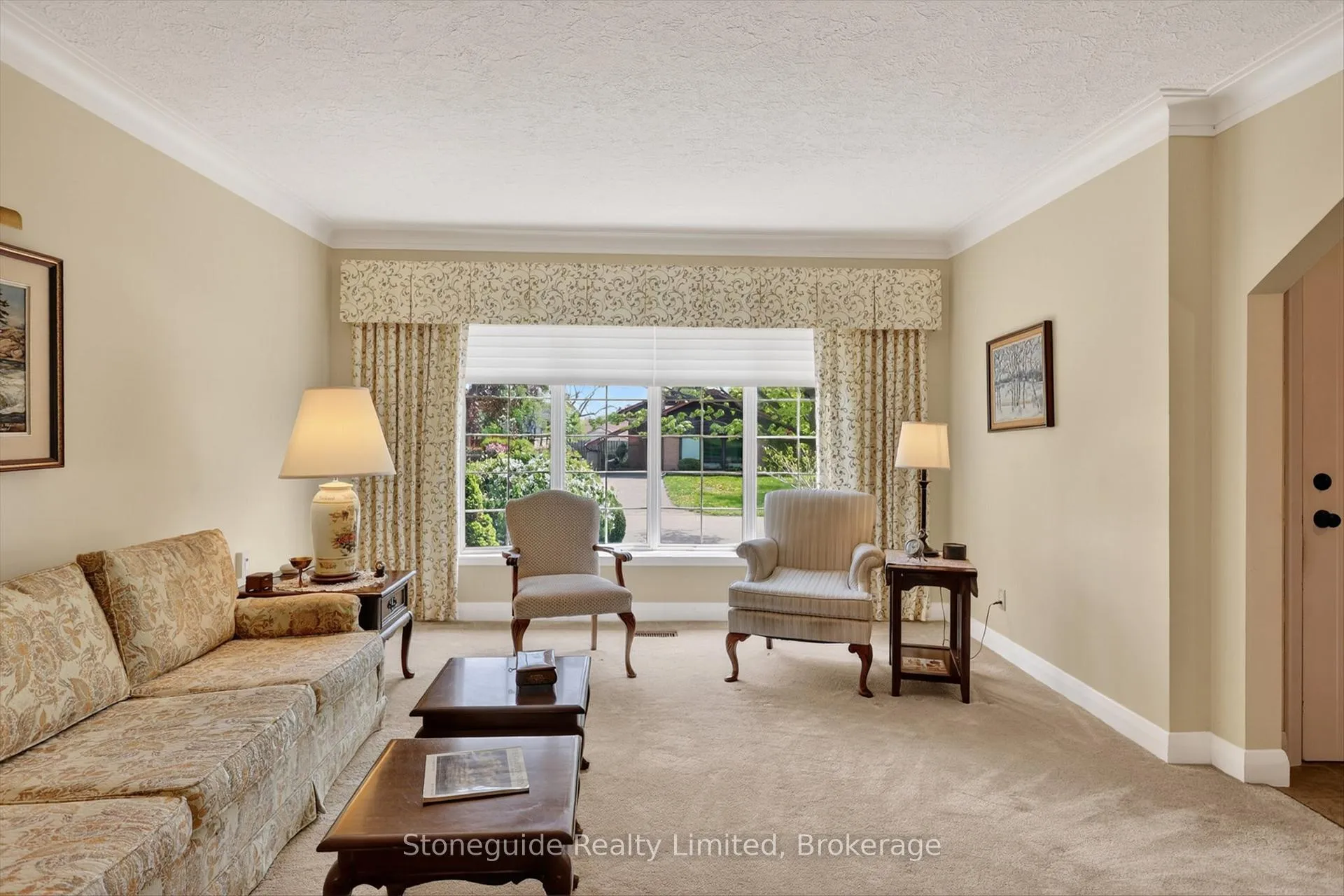 Photo 6 of 1491 Windermere Avenue, Peterborough, Monaghan Ward 2 — HOMEH