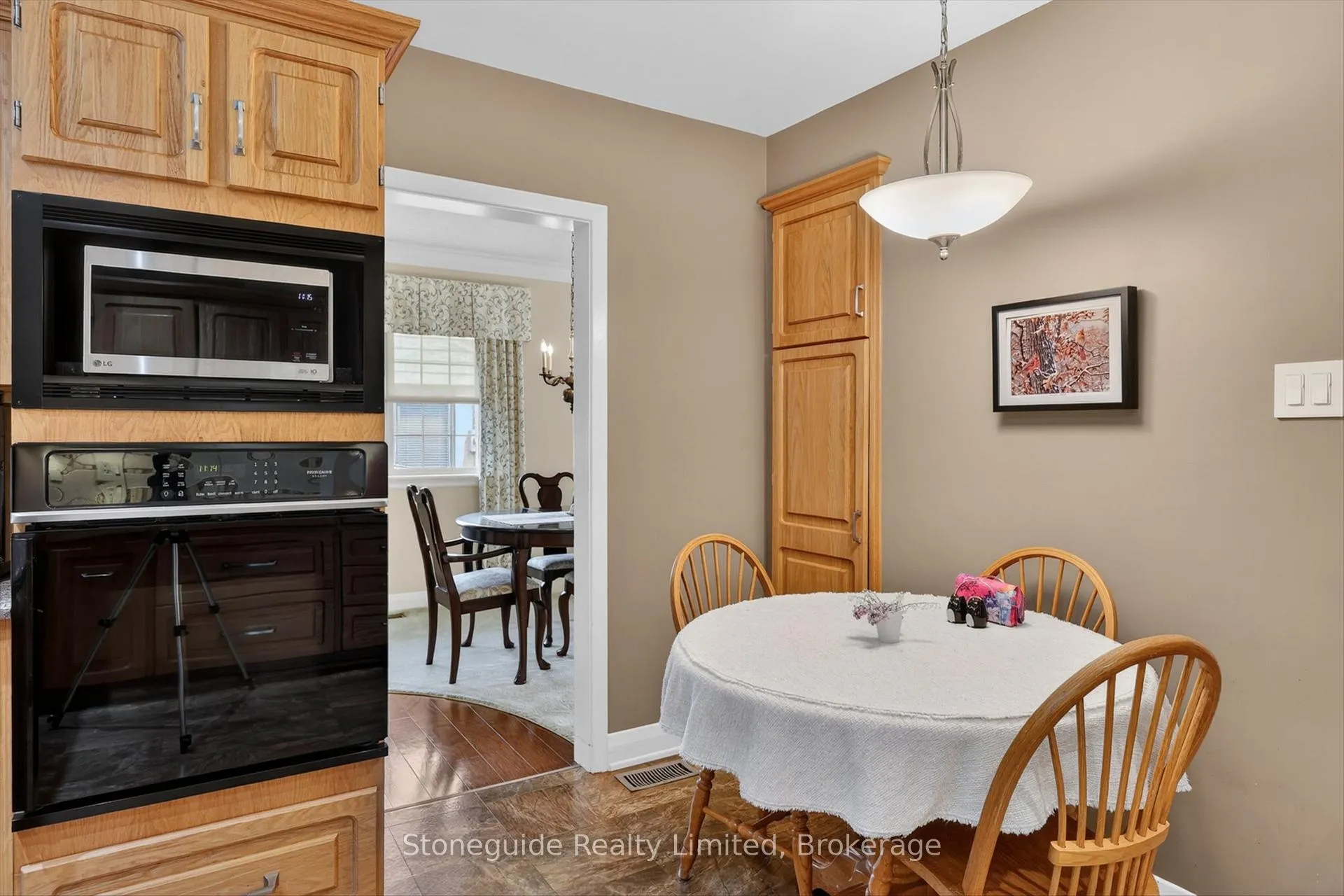 Photo 14 of 1491 Windermere Avenue, Peterborough, Monaghan Ward 2 — HOMEH