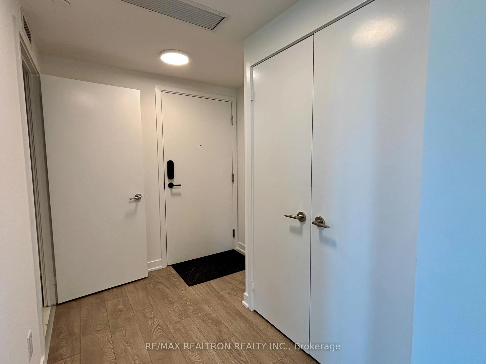 Photo 6 of Unit 805, 225 Malta Avenue, Brampton, Fletcher's Creek South — HOMEH