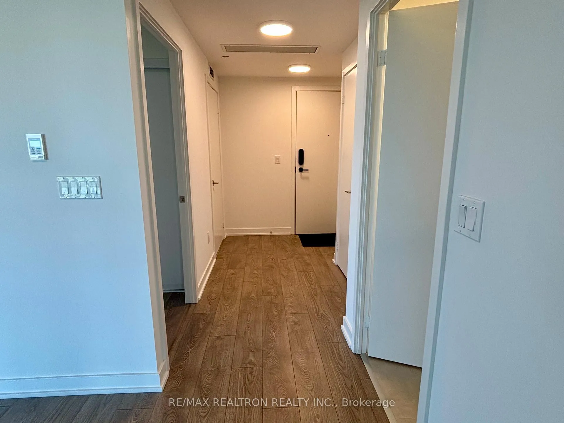 Photo 7 of Unit 805, 225 Malta Avenue, Brampton, Fletcher's Creek South — HOMEH