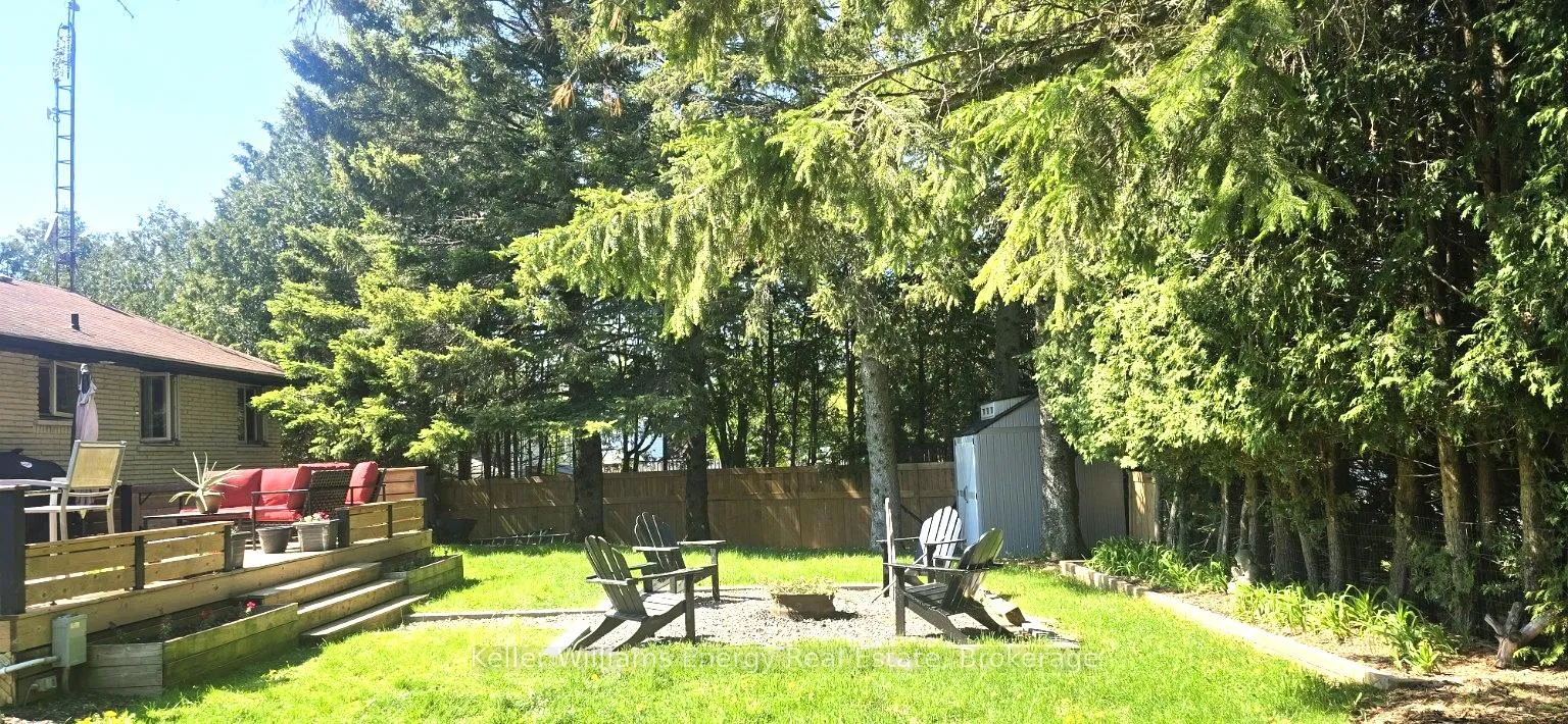 Photo 3 of 19 Pinewood Crescent, Kawartha Lakes, Pontypool — HOMEH