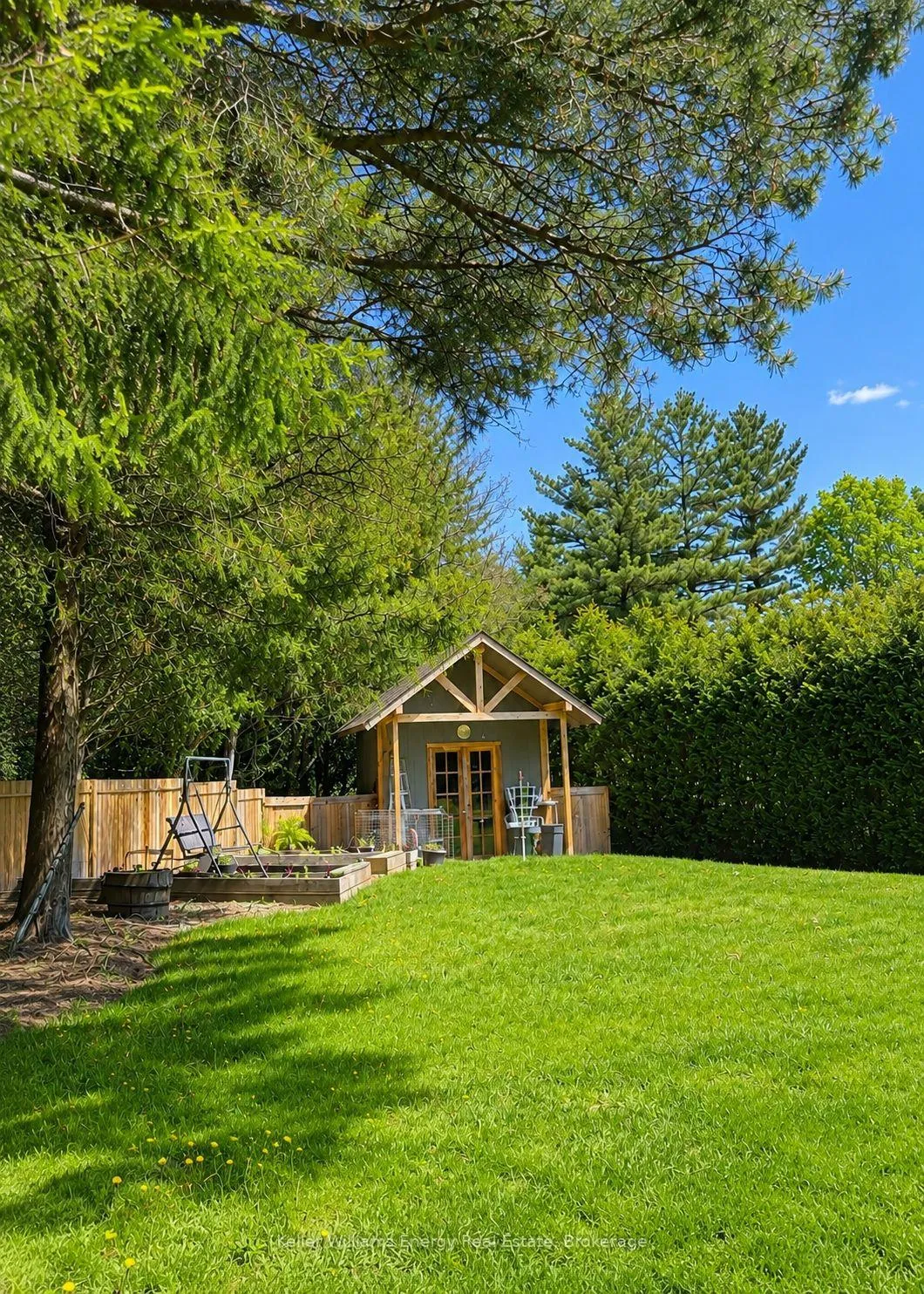 Photo 5 of 19 Pinewood Crescent, Kawartha Lakes, Pontypool — HOMEH