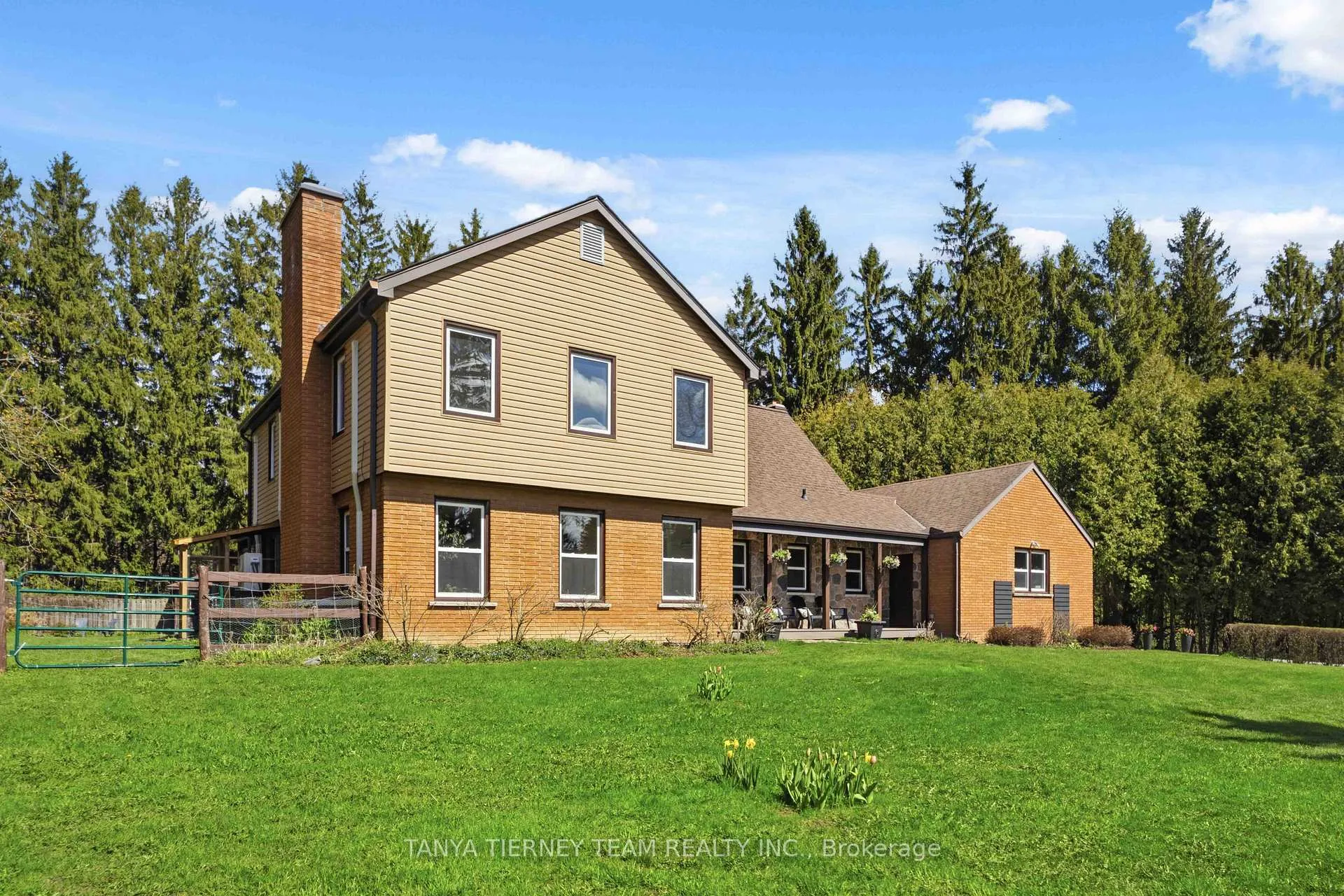 Photo 4 of 1180 Lakeridge Road, Uxbridge, Rural Uxbridge — HOMEH