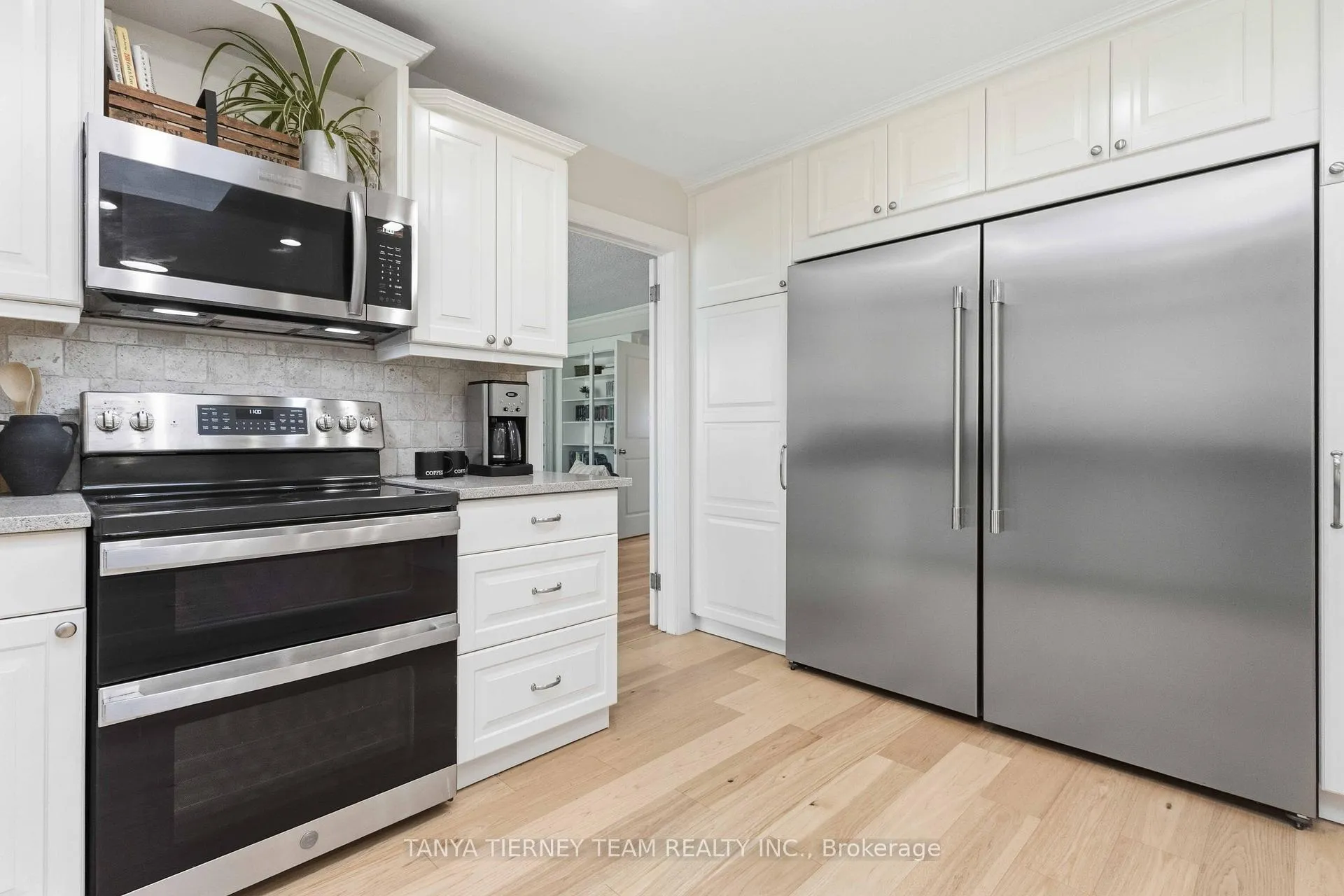 Photo 11 of 1180 Lakeridge Road, Uxbridge, Rural Uxbridge — HOMEH