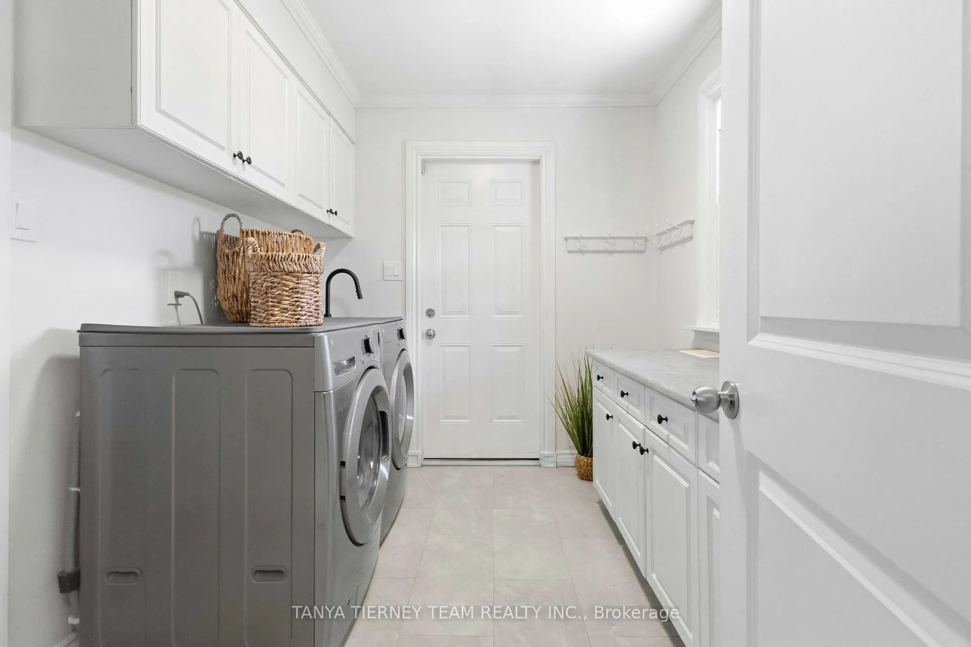 Photo 19 of 1180 Lakeridge Road, Uxbridge, Rural Uxbridge — HOMEH
