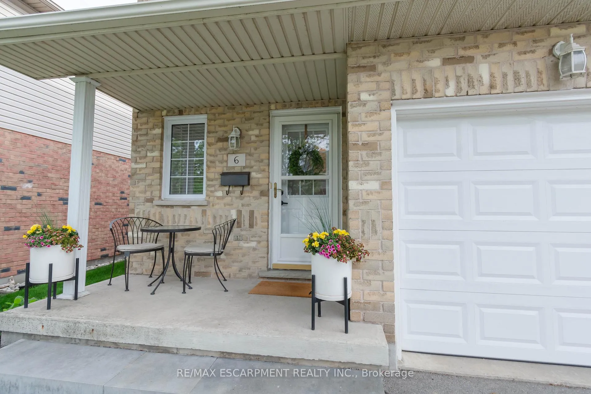 Photo 5 of Unit 6, 485 Green Road, Hamilton, Lakeshore — HOMEH