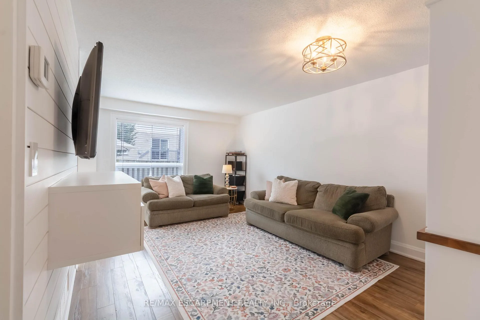 Photo 6 of Unit 6, 485 Green Road, Hamilton, Lakeshore — HOMEH