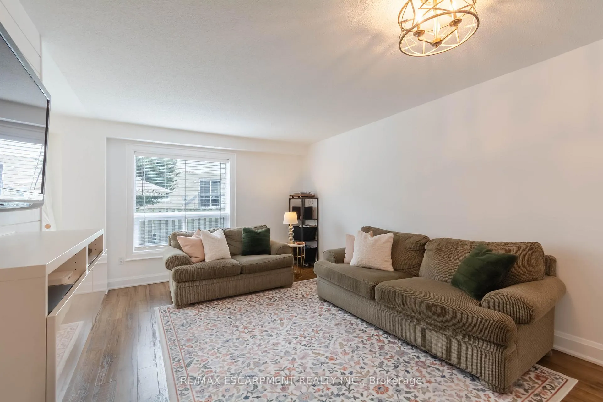 Photo 8 of Unit 6, 485 Green Road, Hamilton, Lakeshore — HOMEH