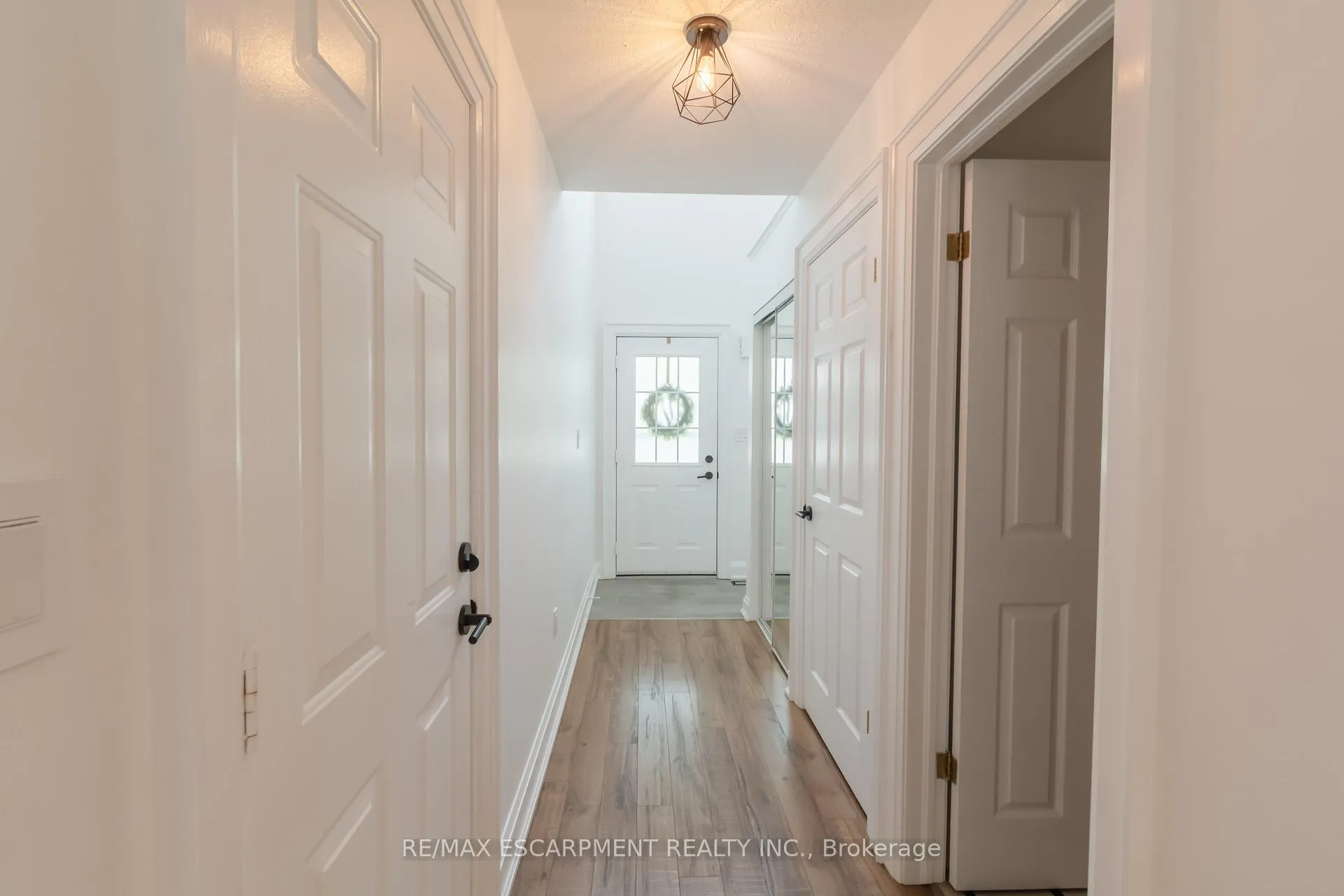 Photo 18 of Unit 6, 485 Green Road, Hamilton, Lakeshore — HOMEH