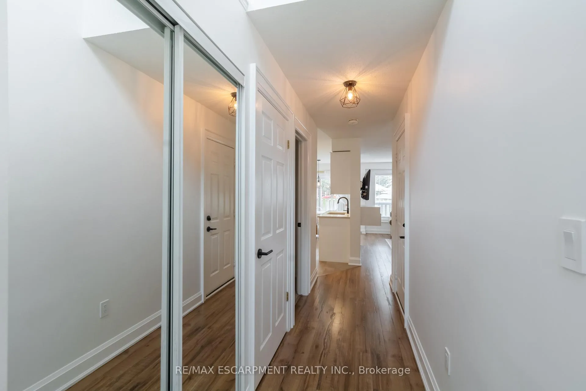 Photo 19 of Unit 6, 485 Green Road, Hamilton, Lakeshore — HOMEH