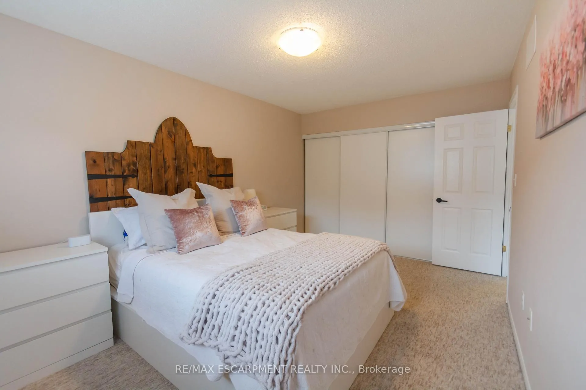 Photo 23 of Unit 6, 485 Green Road, Hamilton, Lakeshore — HOMEH