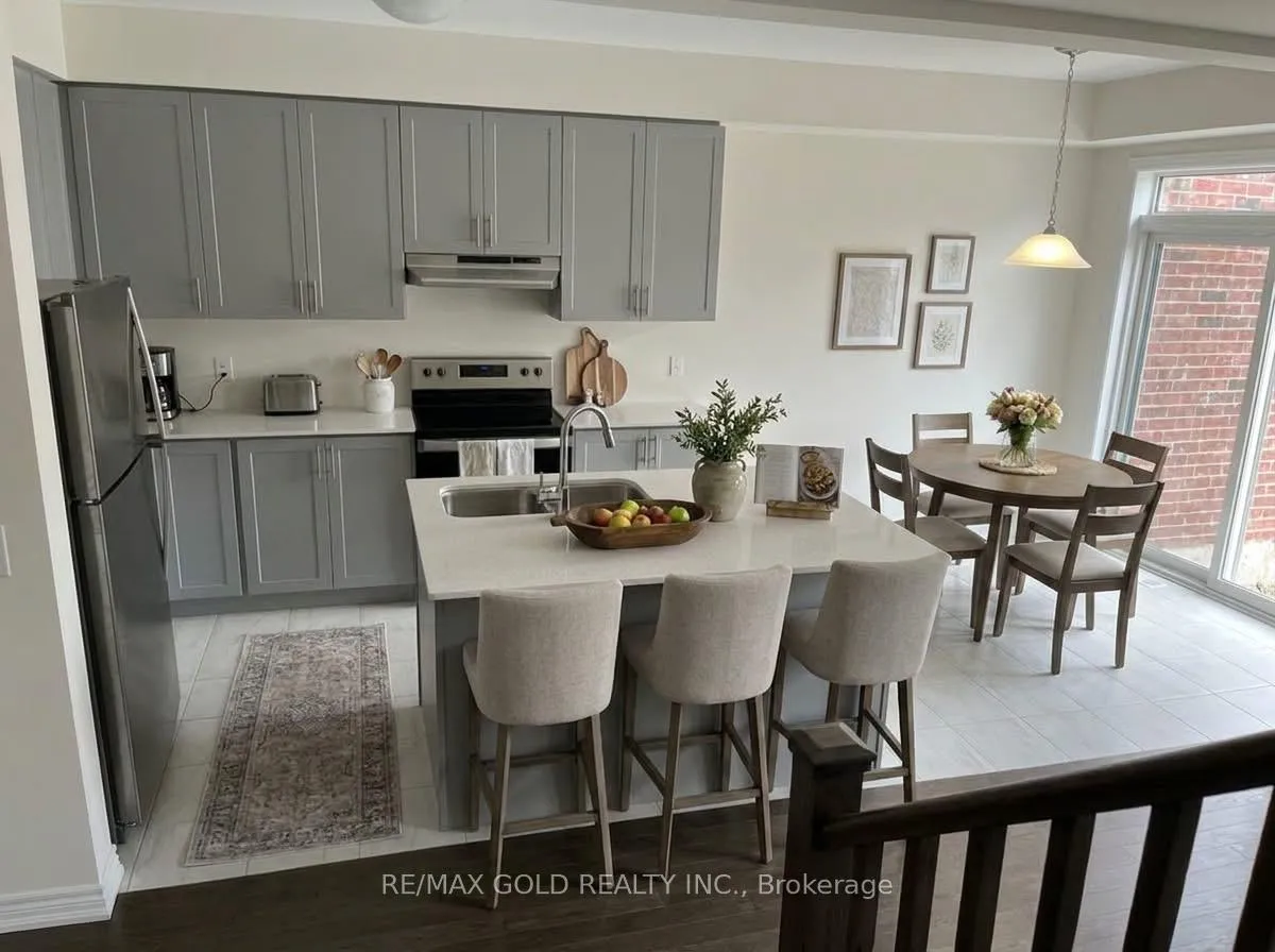 Photo 4 of 90 Grassbourne Avenue, Kitchener, Huron Park — HOMEH