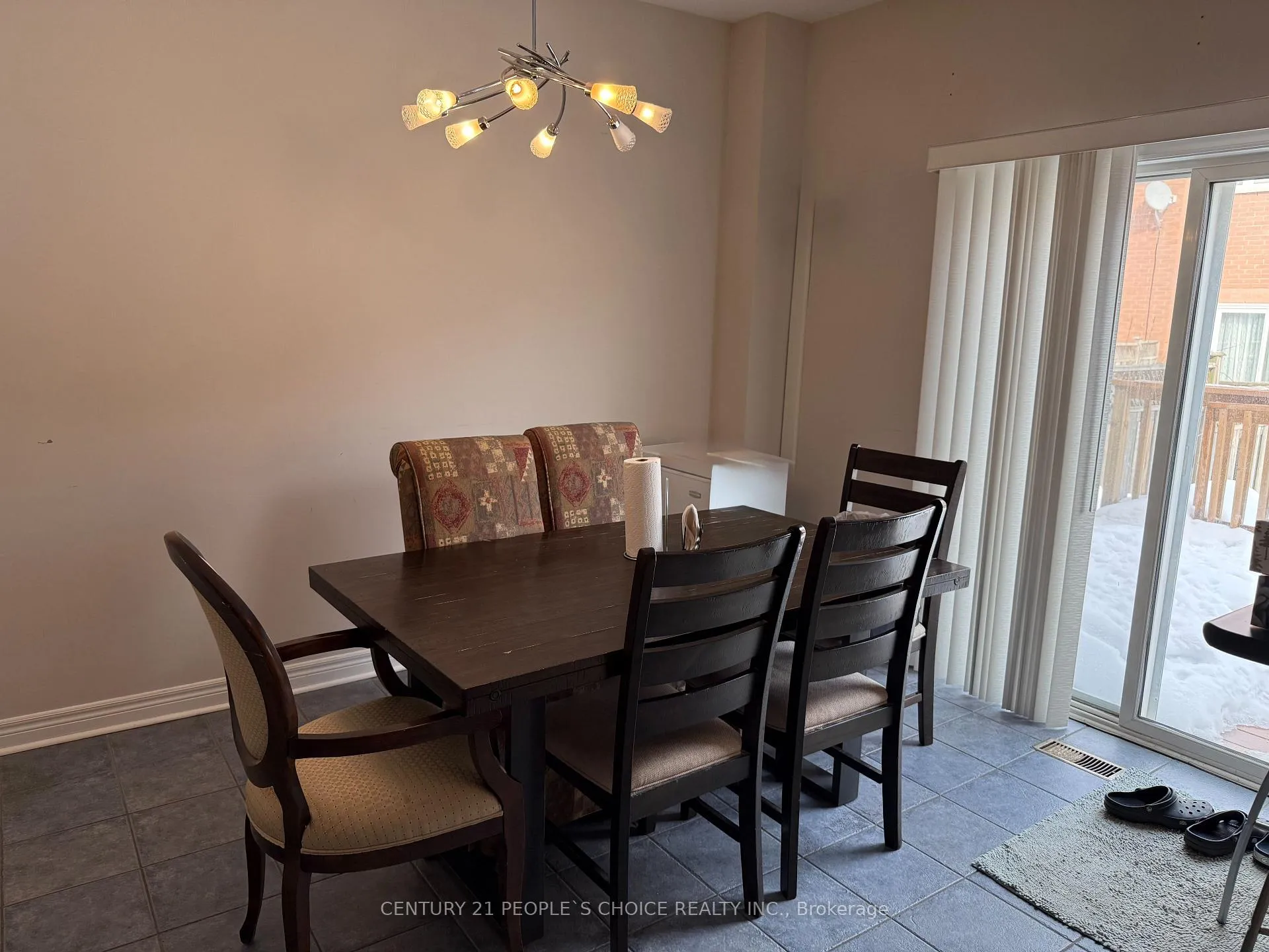 Photo 6 of 76 Daniel Reaman Crescent NW, Vaughan, Patterson — HOMEH