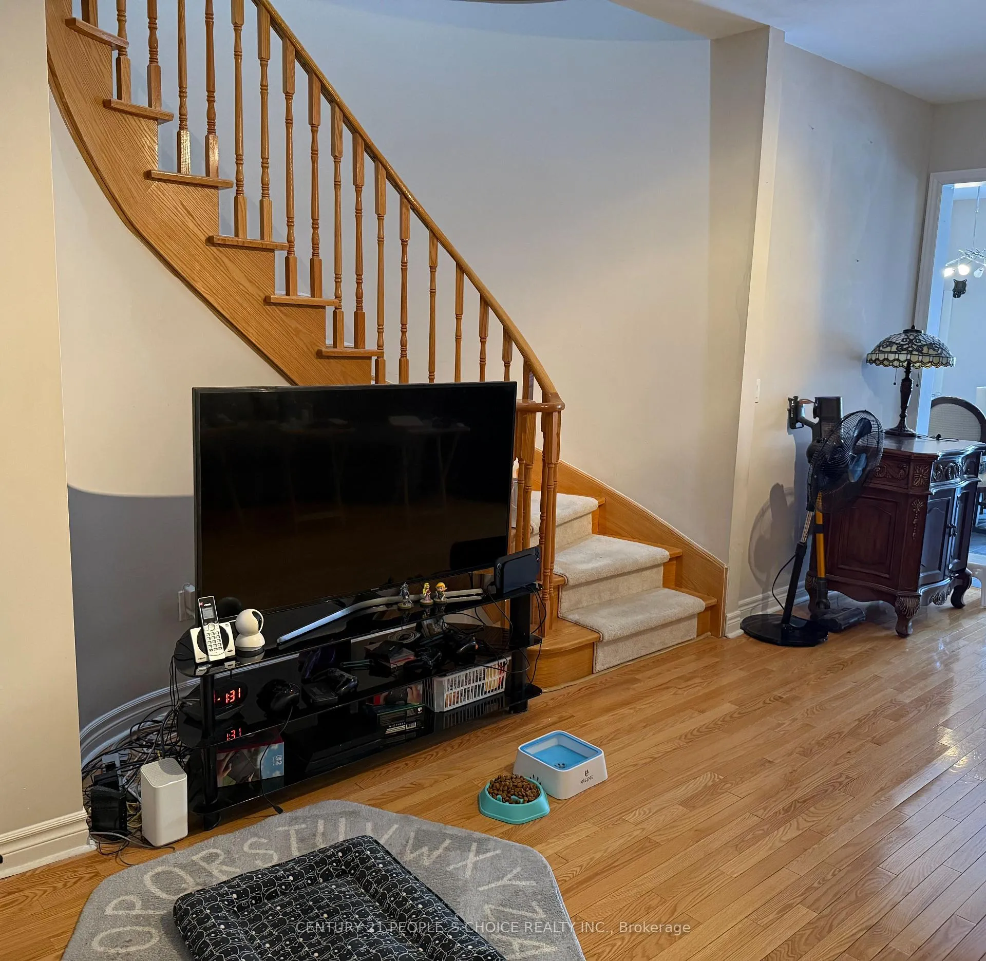 Photo 7 of 76 Daniel Reaman Crescent NW, Vaughan, Patterson — HOMEH