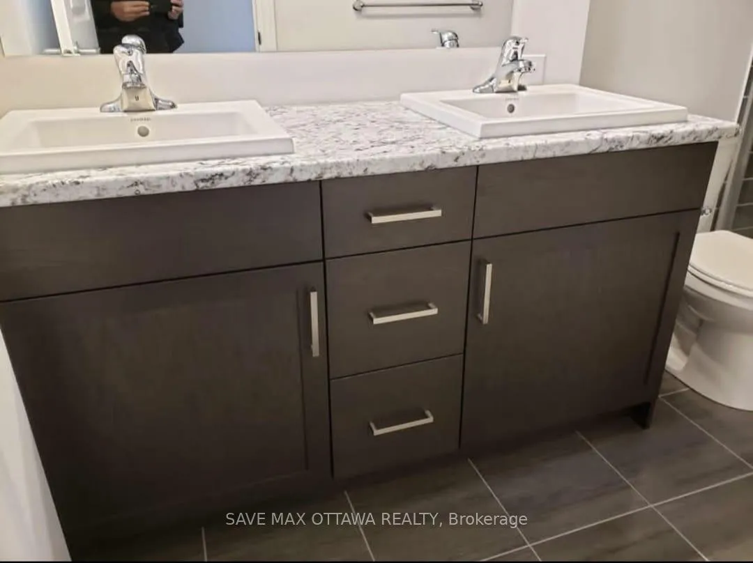 Photo 13 of 270 Tim Sheehan Place, Ottawa, Kanata - Emerald Meadows/Trailwest — HOMEH