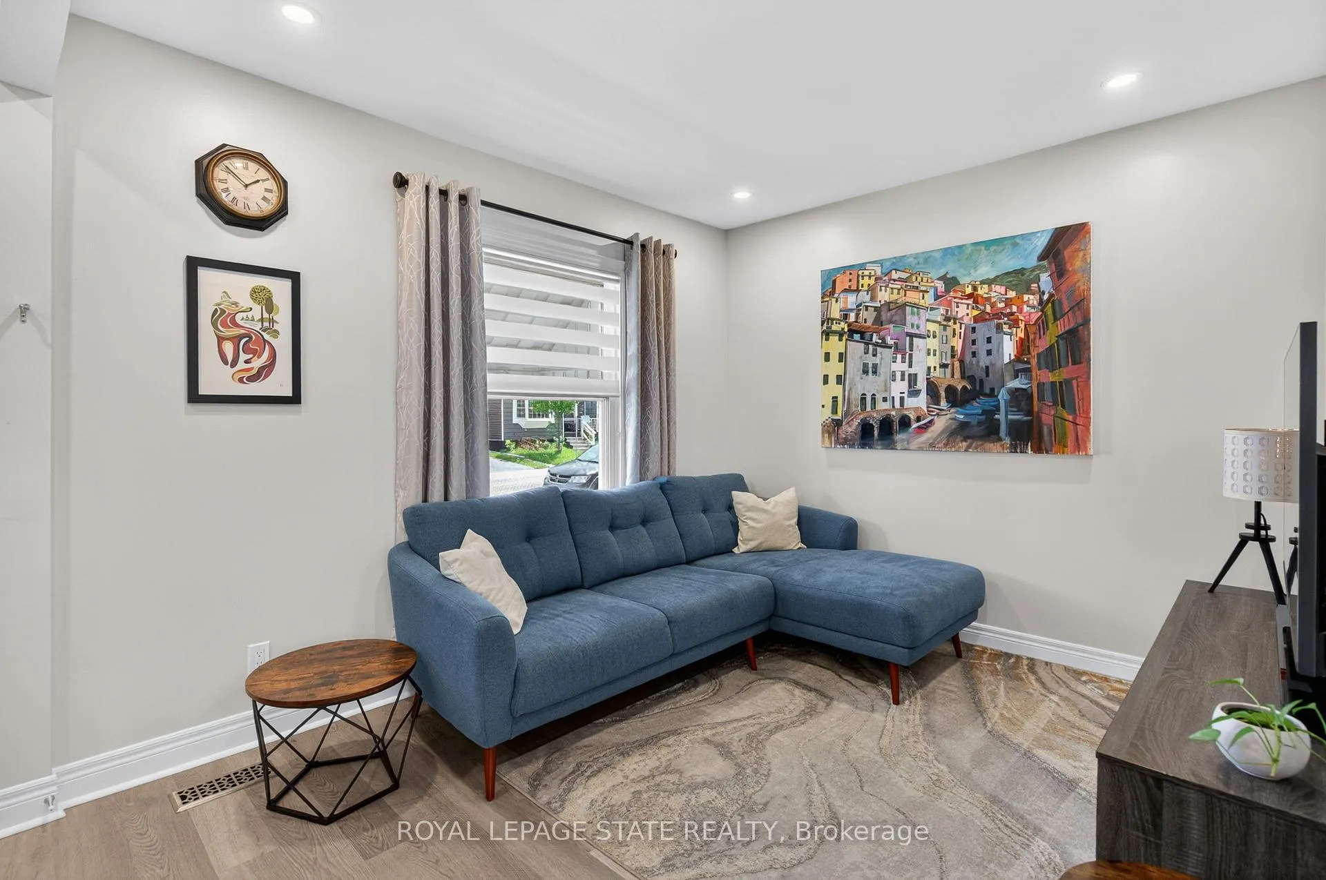 Photo 9 of 69 Robins Avenue, Hamilton, Crown Point — HOMEH