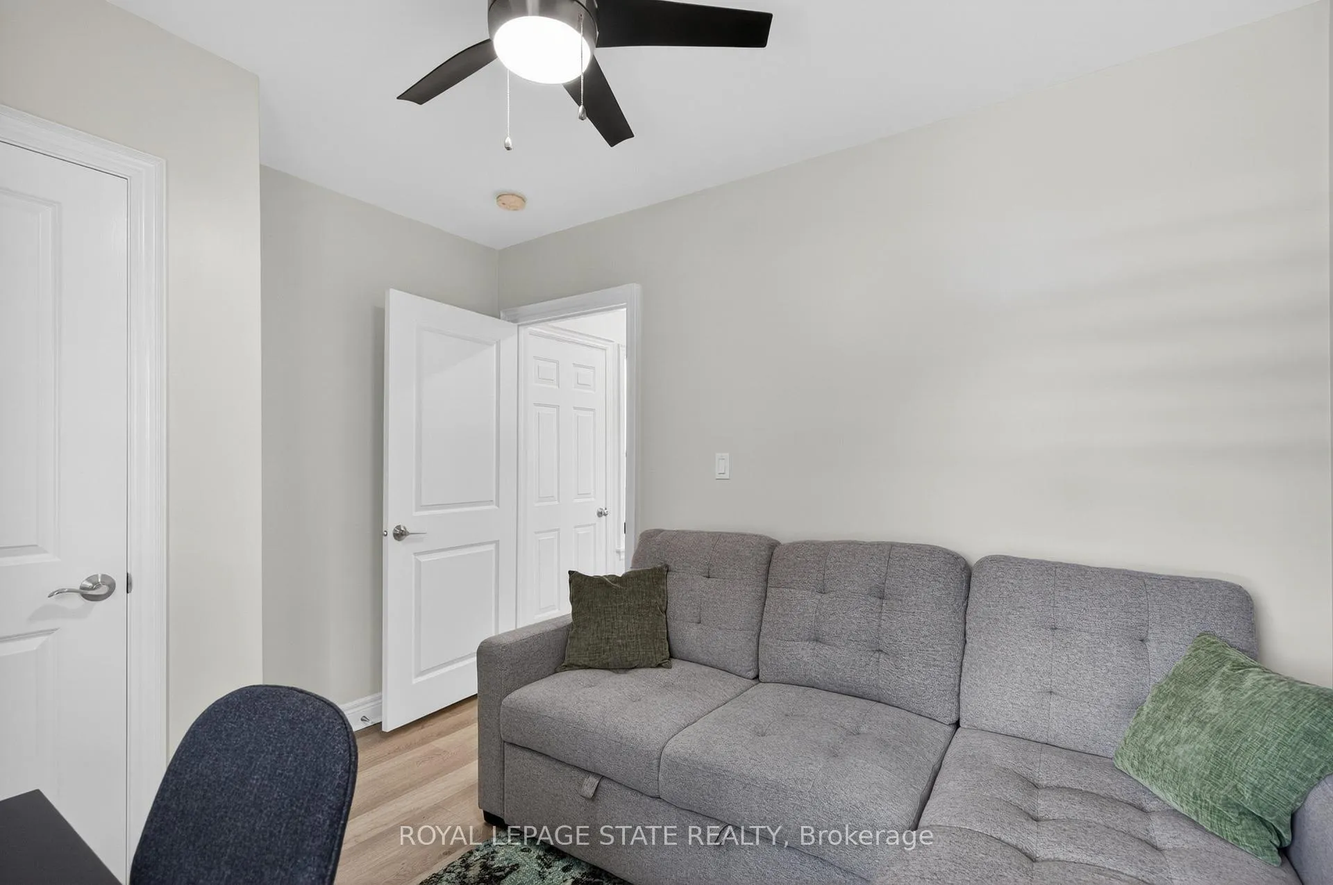 Photo 20 of 69 Robins Avenue, Hamilton, Crown Point — HOMEH