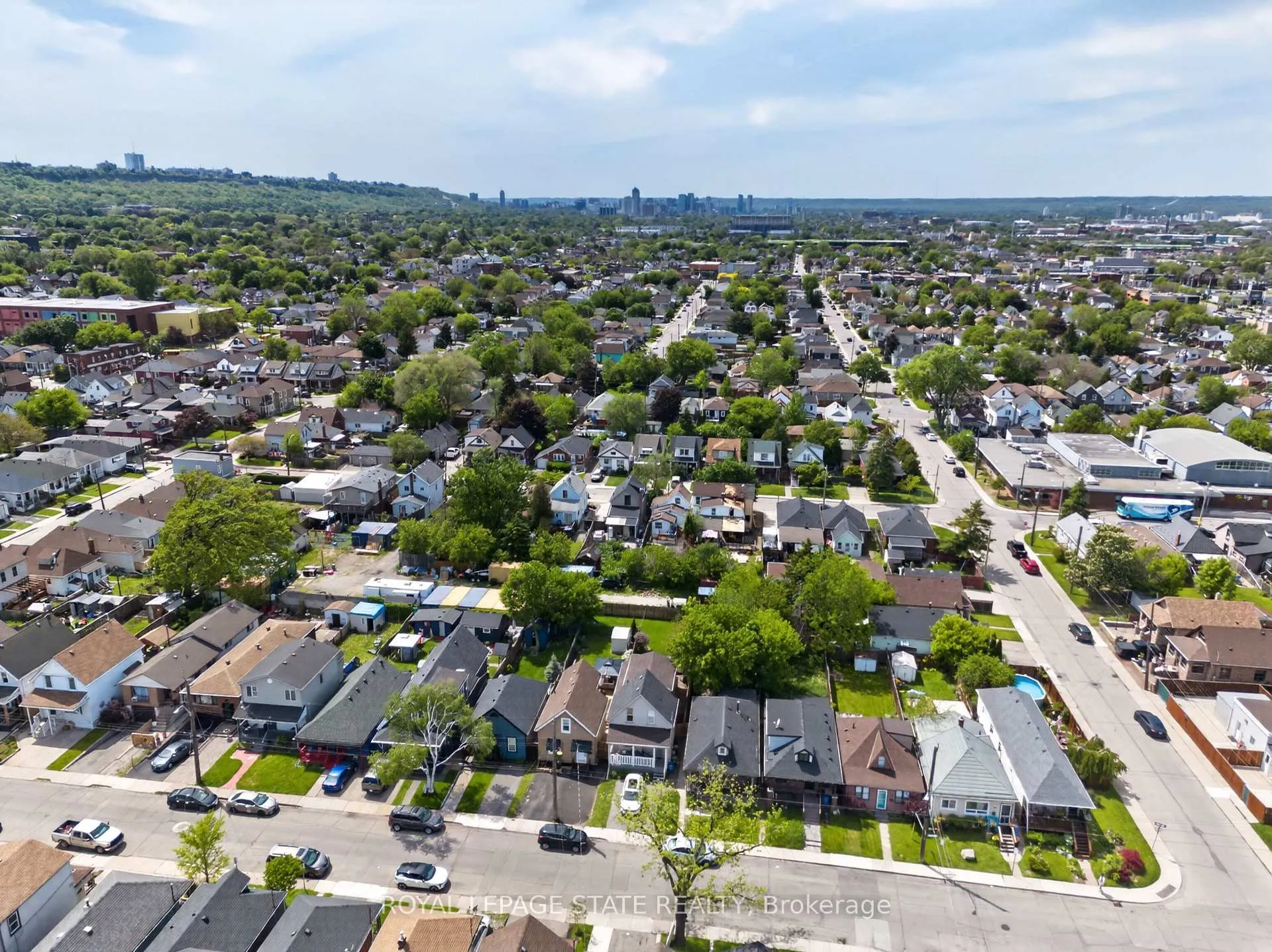 Photo 42 of 69 Robins Avenue, Hamilton, Crown Point — HOMEH