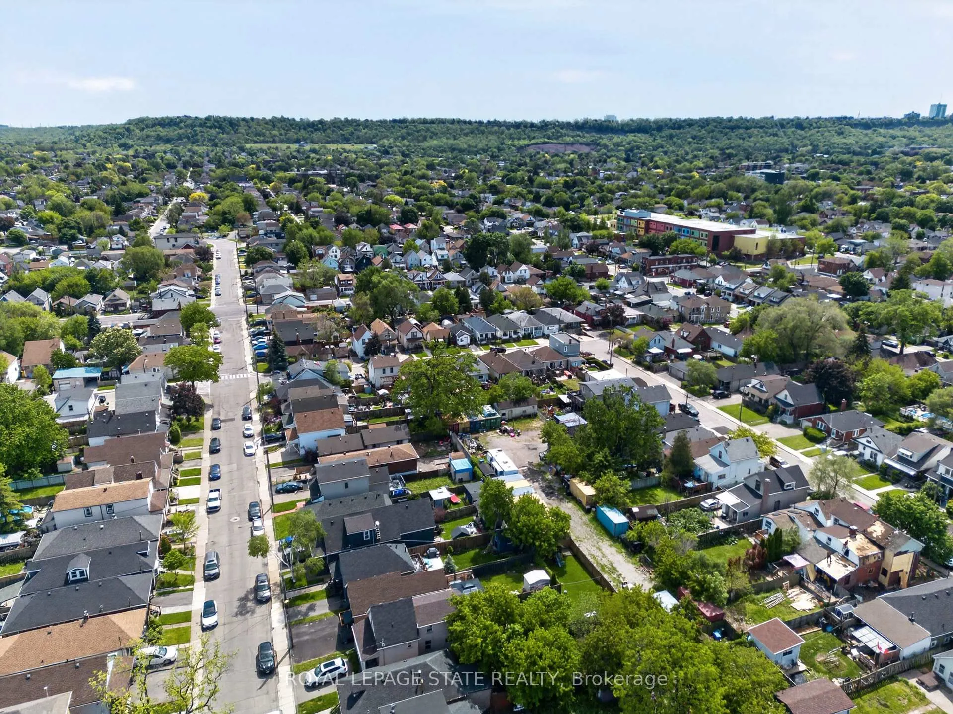 Photo 45 of 69 Robins Avenue, Hamilton, Crown Point — HOMEH