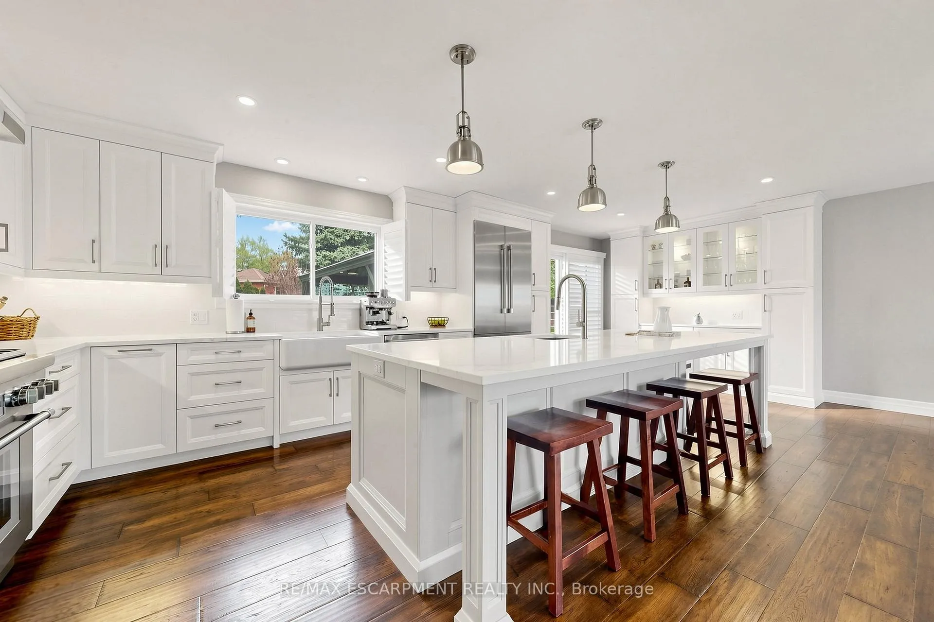 Photo 12 of 1365 Ester Drive, Burlington, Tyandaga — HOMEH