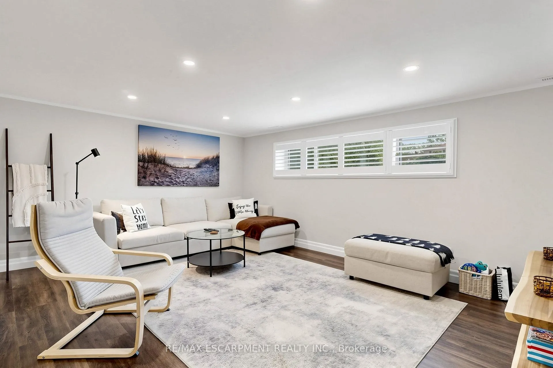 Photo 25 of 1365 Ester Drive, Burlington, Tyandaga — HOMEH
