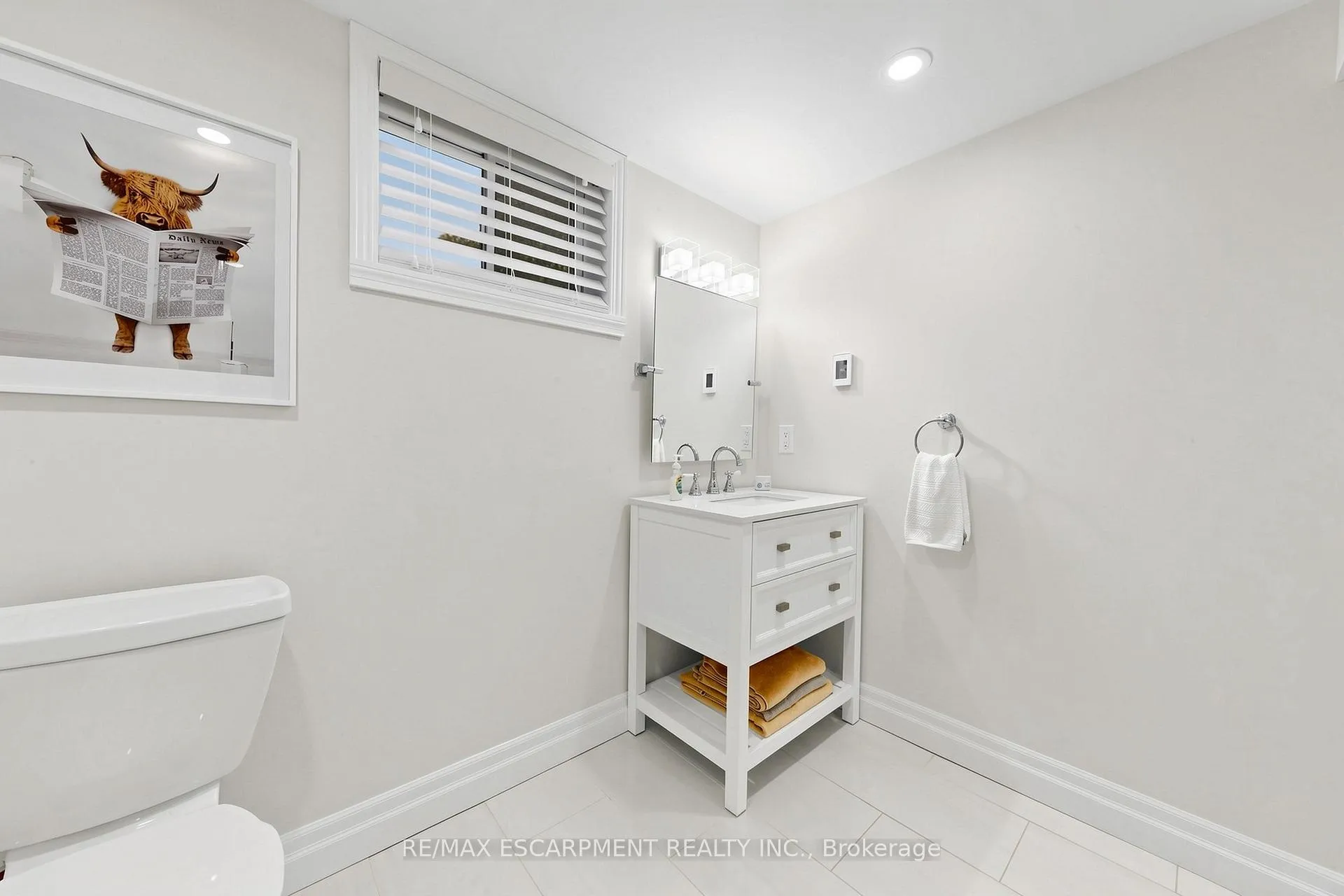 Photo 27 of 1365 Ester Drive, Burlington, Tyandaga — HOMEH