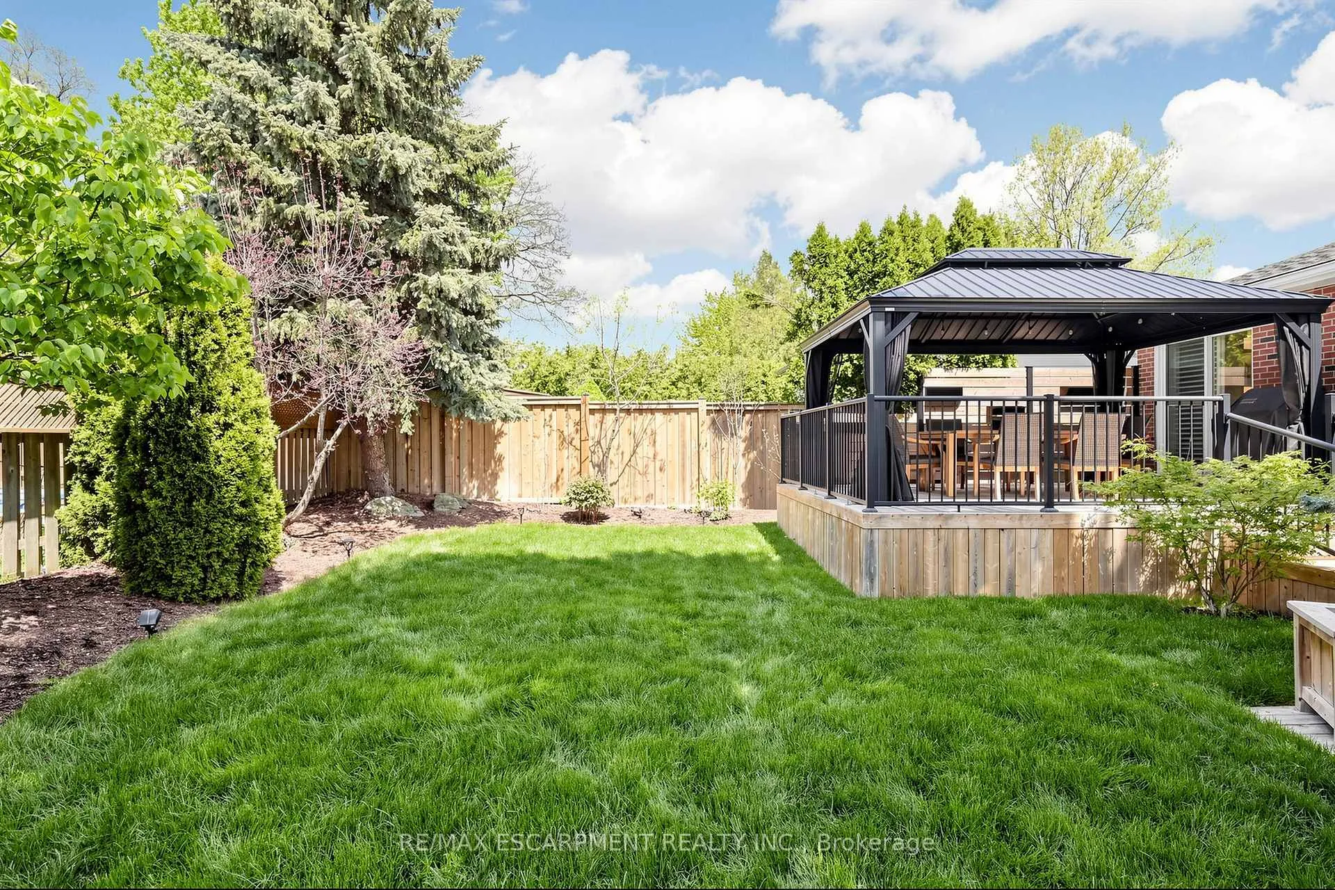 Photo 40 of 1365 Ester Drive, Burlington, Tyandaga — HOMEH