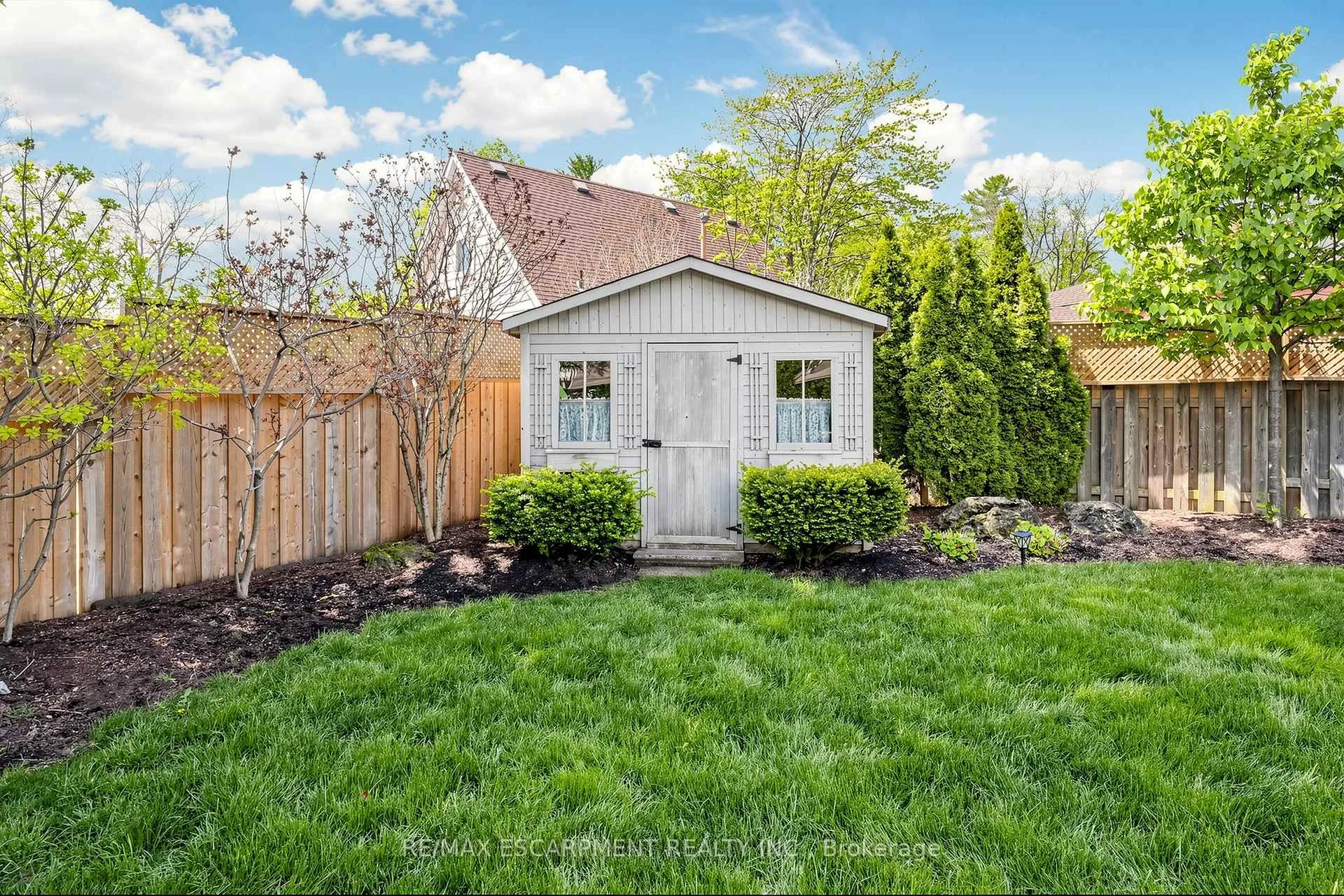 Photo 42 of 1365 Ester Drive, Burlington, Tyandaga — HOMEH