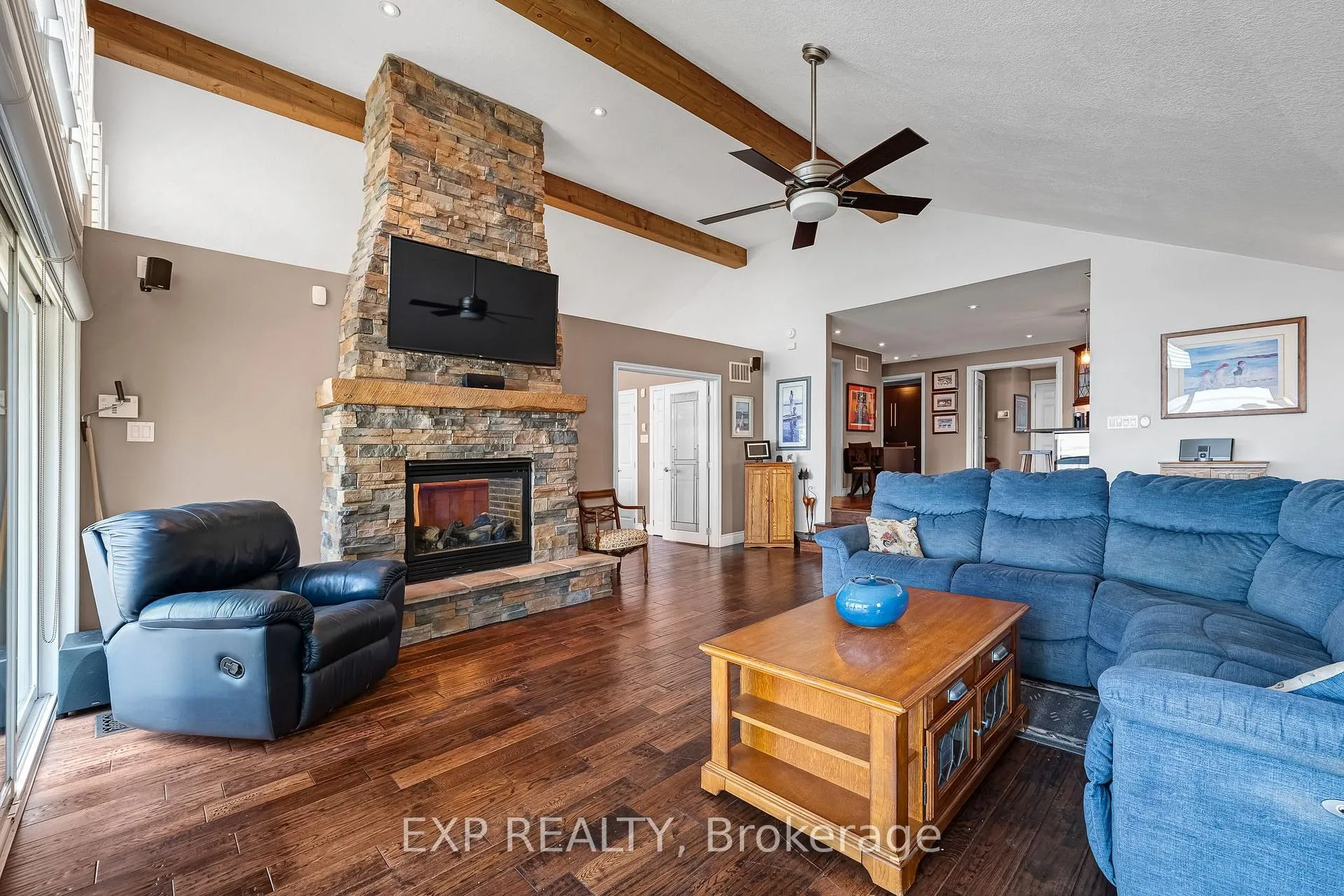 Photo 16 of 450 Lake Drive S, Georgina, Keswick South — HOMEH