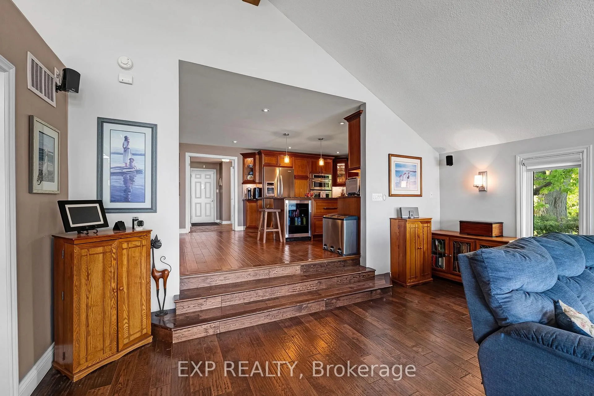 Photo 25 of 450 Lake Drive S, Georgina, Keswick South — HOMEH