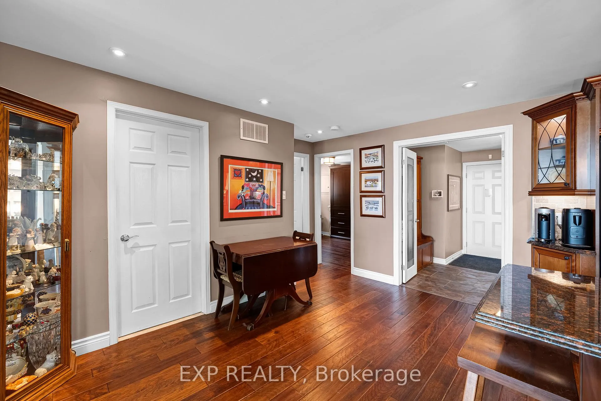Photo 26 of 450 Lake Drive S, Georgina, Keswick South — HOMEH