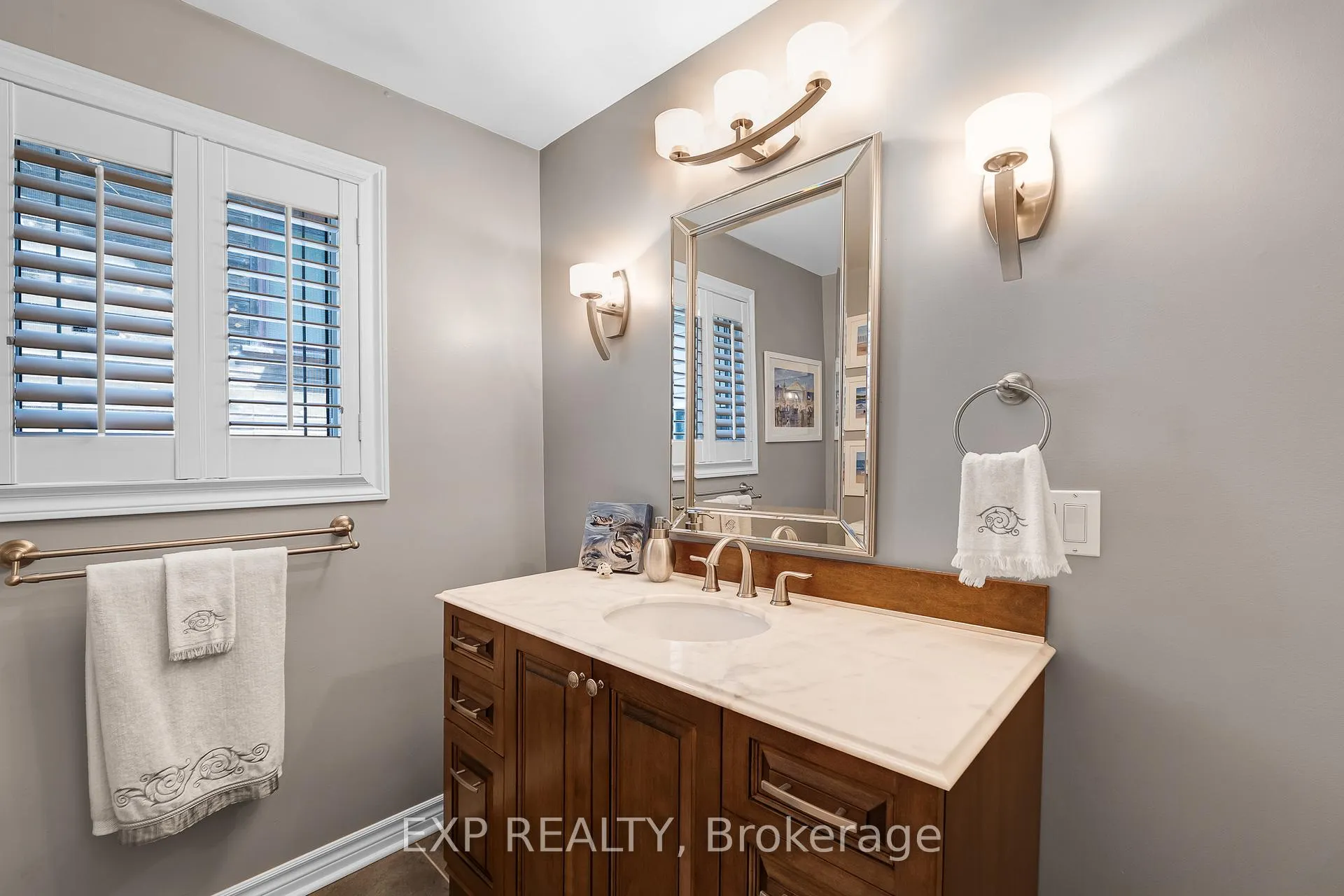 Photo 29 of 450 Lake Drive S, Georgina, Keswick South — HOMEH