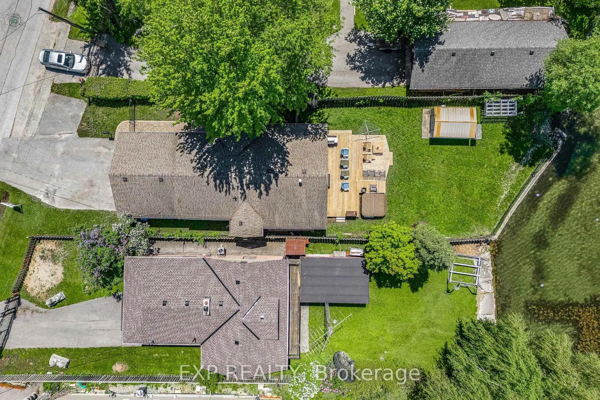 Photo 32 of 450 Lake Drive S, Georgina, Keswick South — HOMEH