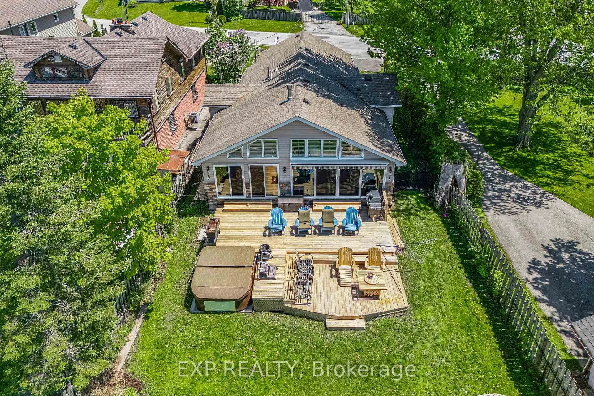Photo 36 of 450 Lake Drive S, Georgina, Keswick South — HOMEH