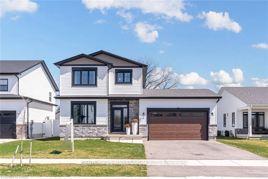 Photo 3 of 17 Helen Court, Central Elgin, Belmont — HOMEH
