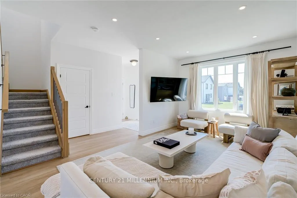 Photo 9 of 17 Helen Court, Central Elgin, Belmont — HOMEH