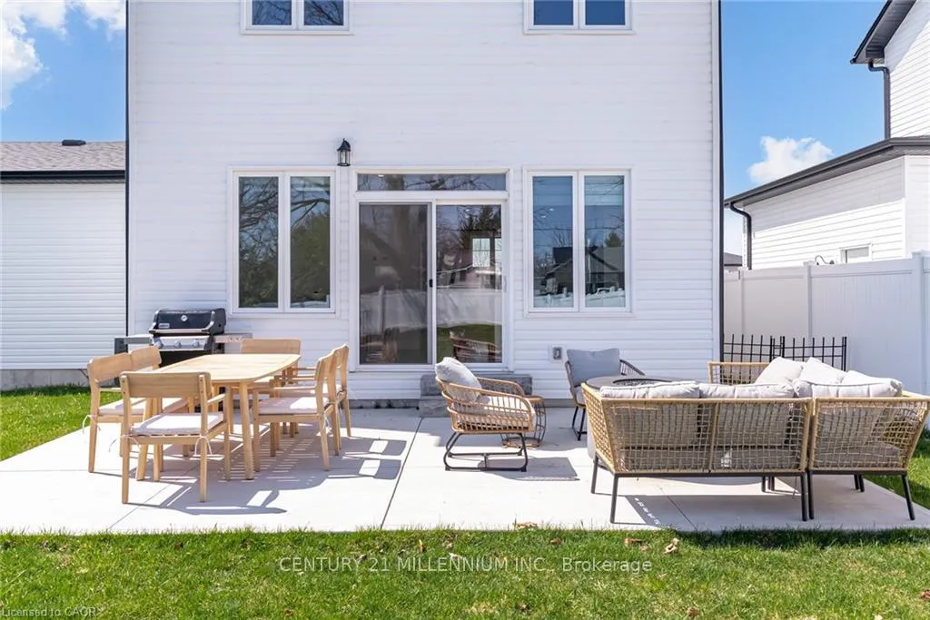 Photo 41 of 17 Helen Court, Central Elgin, Belmont — HOMEH