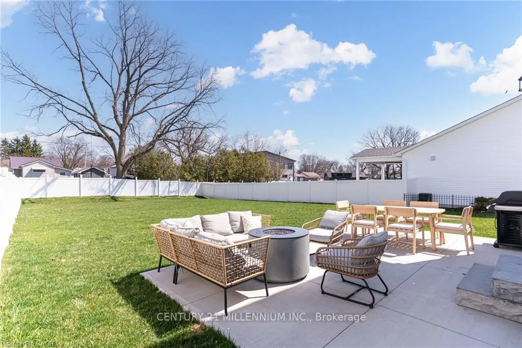 Photo 43 of 17 Helen Court, Central Elgin, Belmont — HOMEH