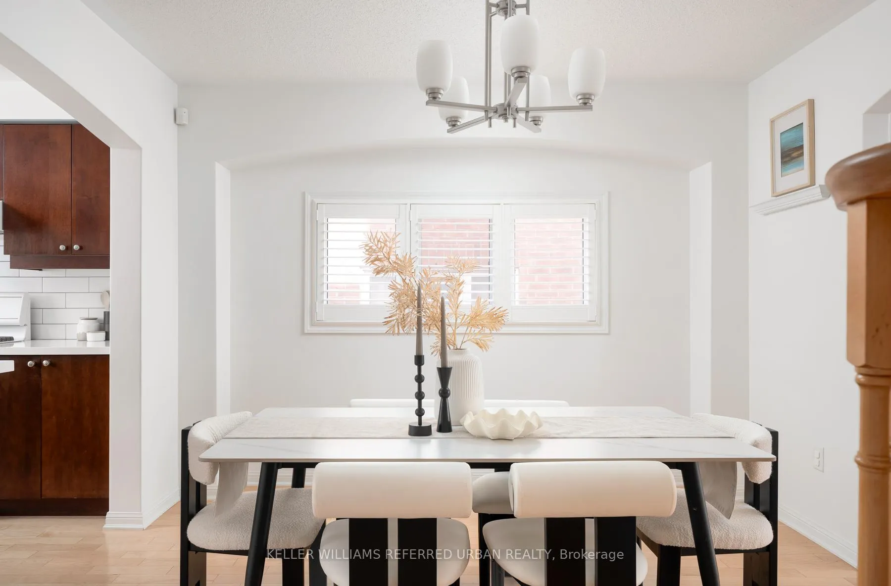 Photo 12 of 11 Winkler Terrace, Scarborough, Clairlea-Birchmount — HOMEH